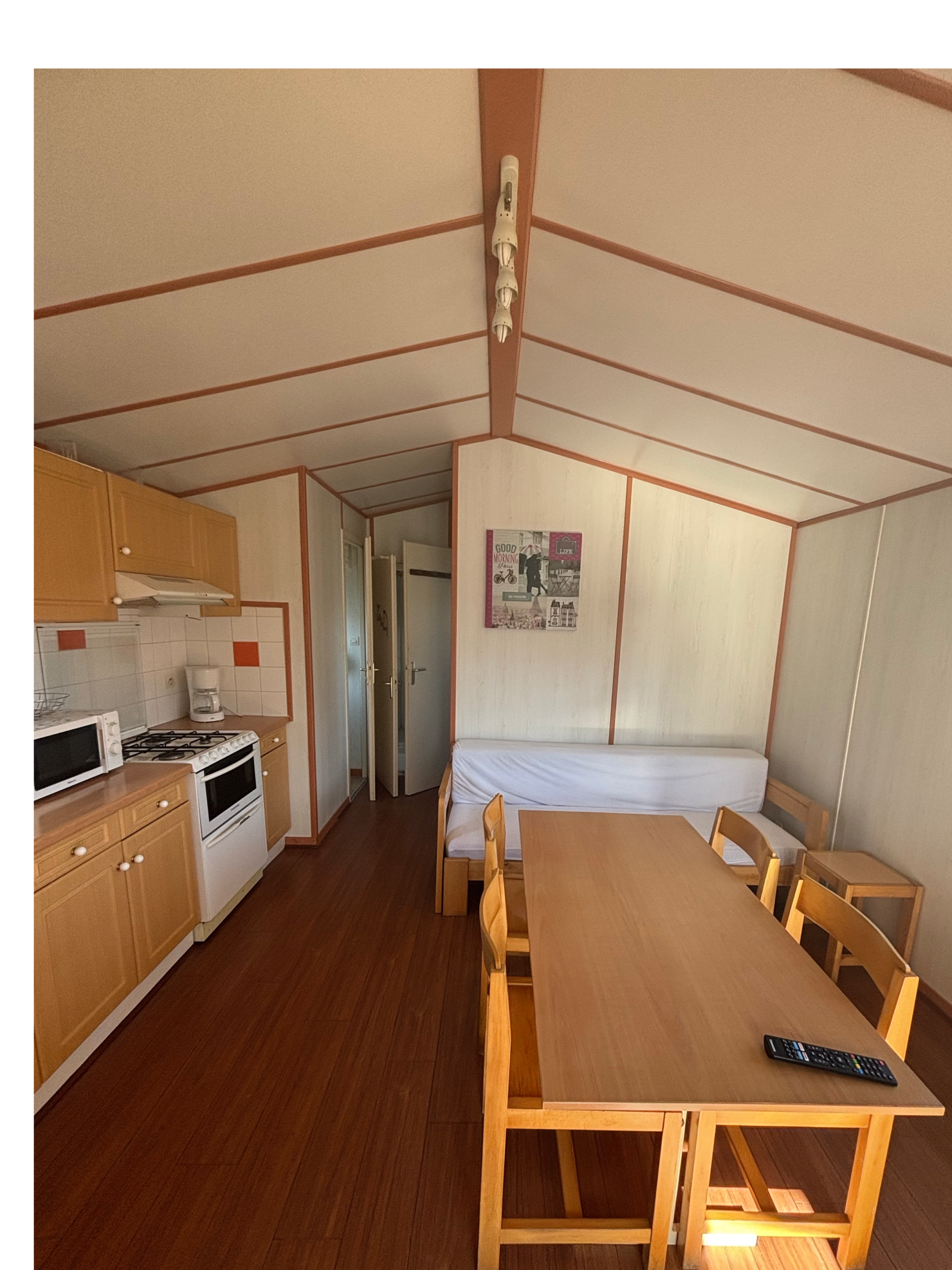 Photo du séjour du mobil-home Rouge-gorge