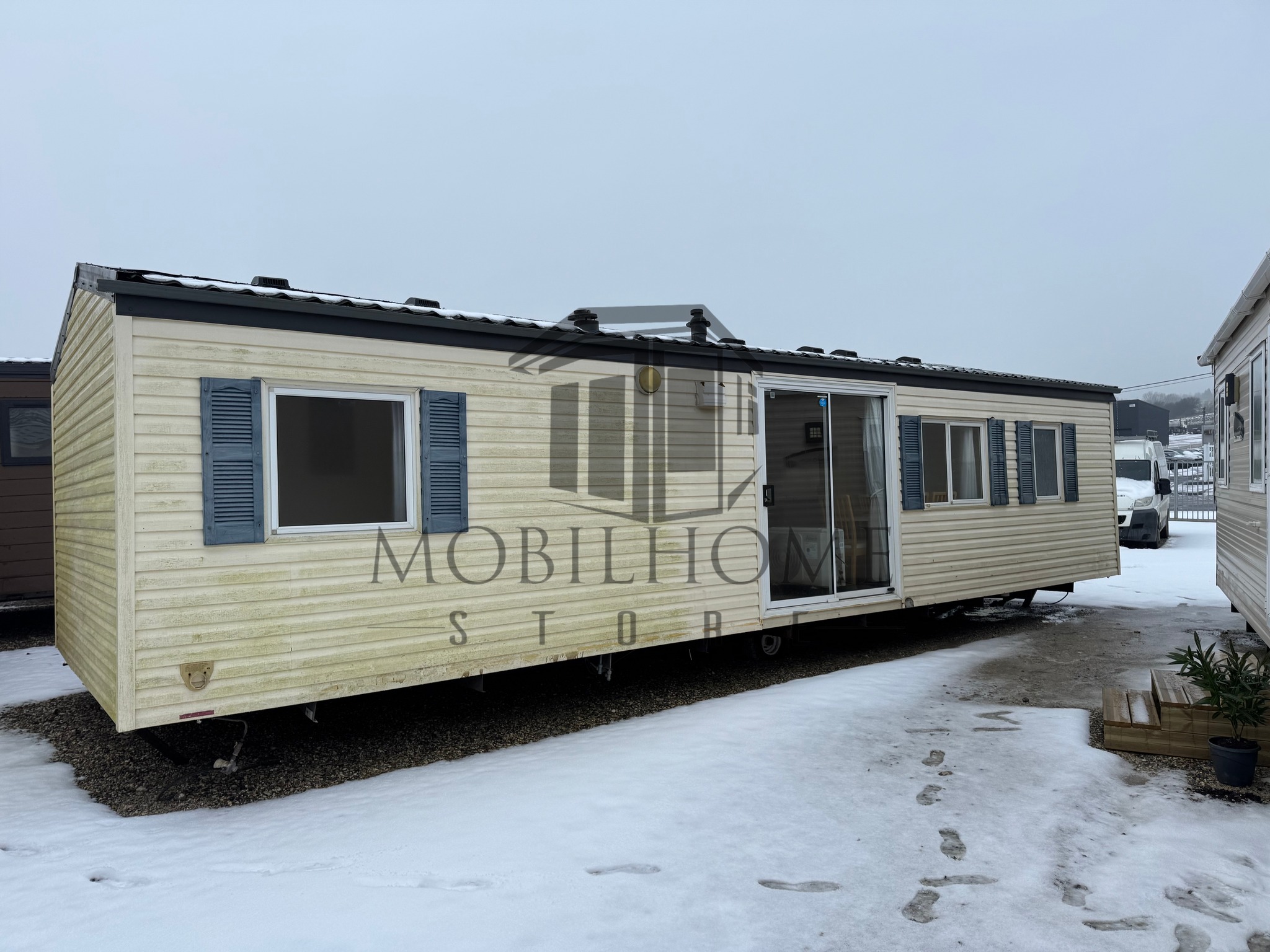 devanture WILLERBY MILLENIUM