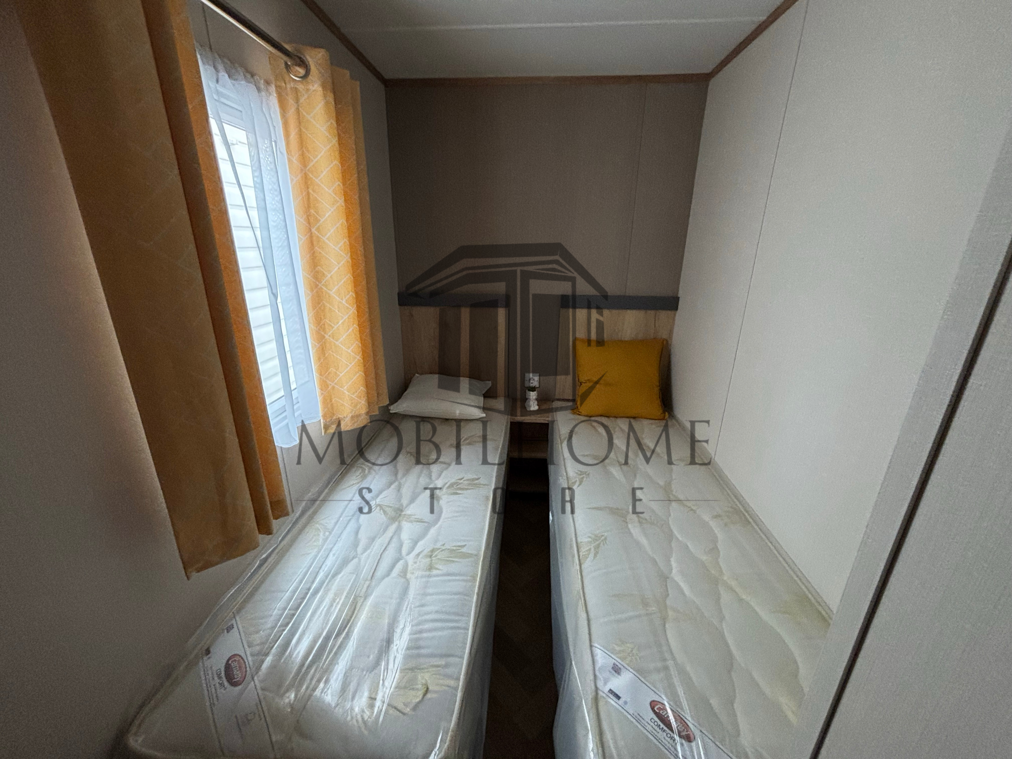 Troisième chambre avec deux lits simples du mobil-home CARNABY BREAKAWAY