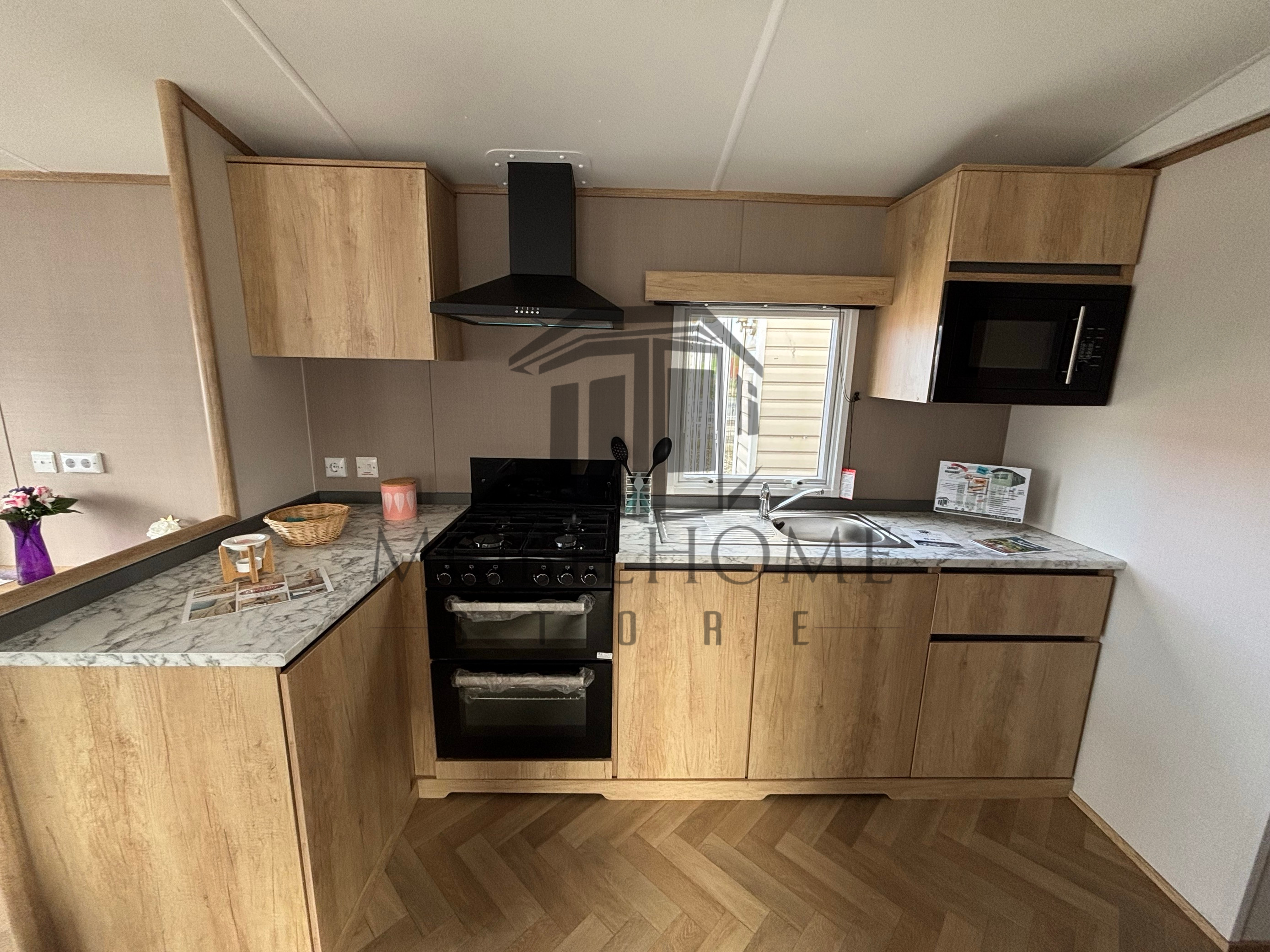 Cuisine équipée du mobil-home CARNABY BREAKAWAY