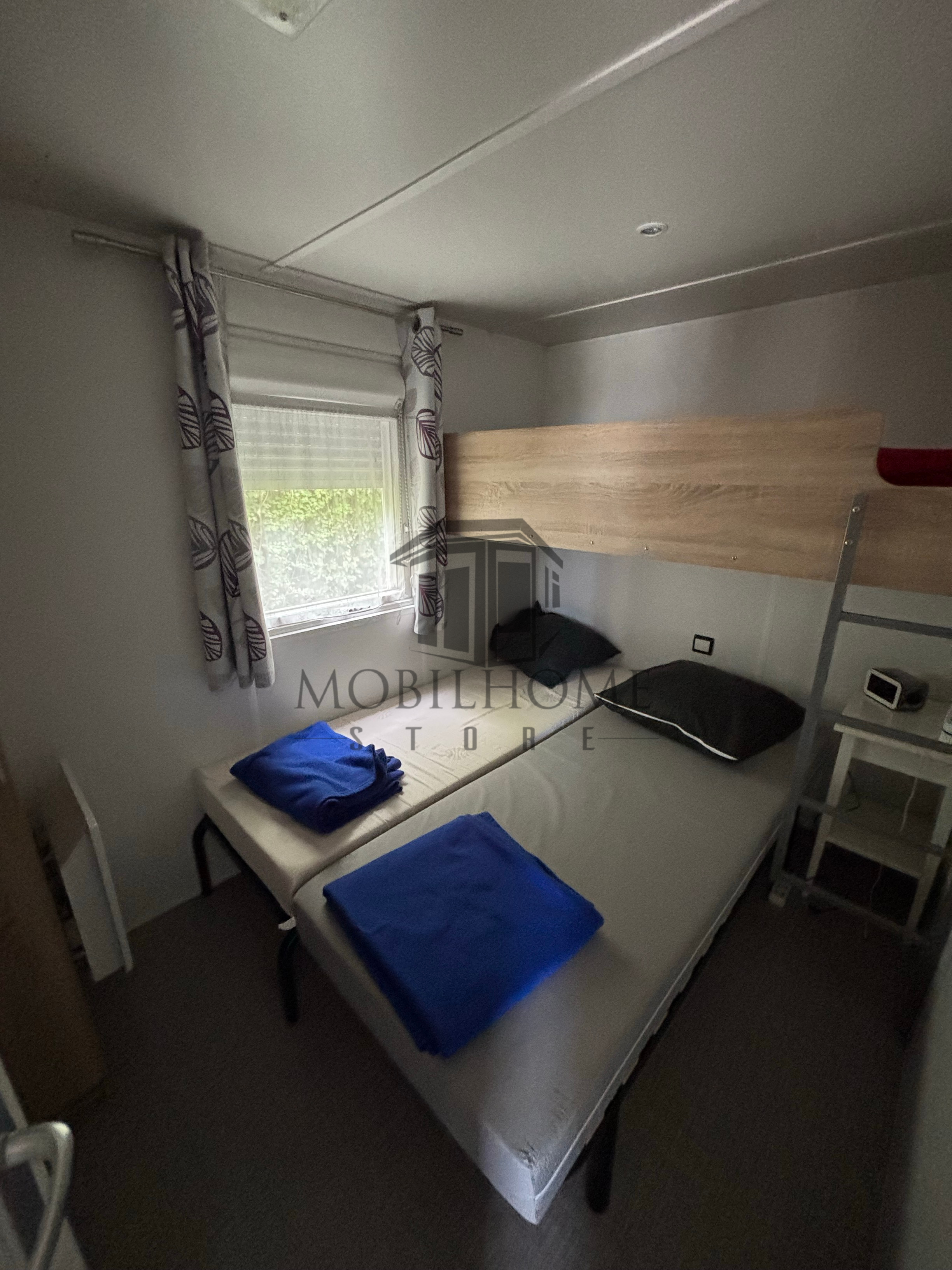 Chambre du mobil-home P111