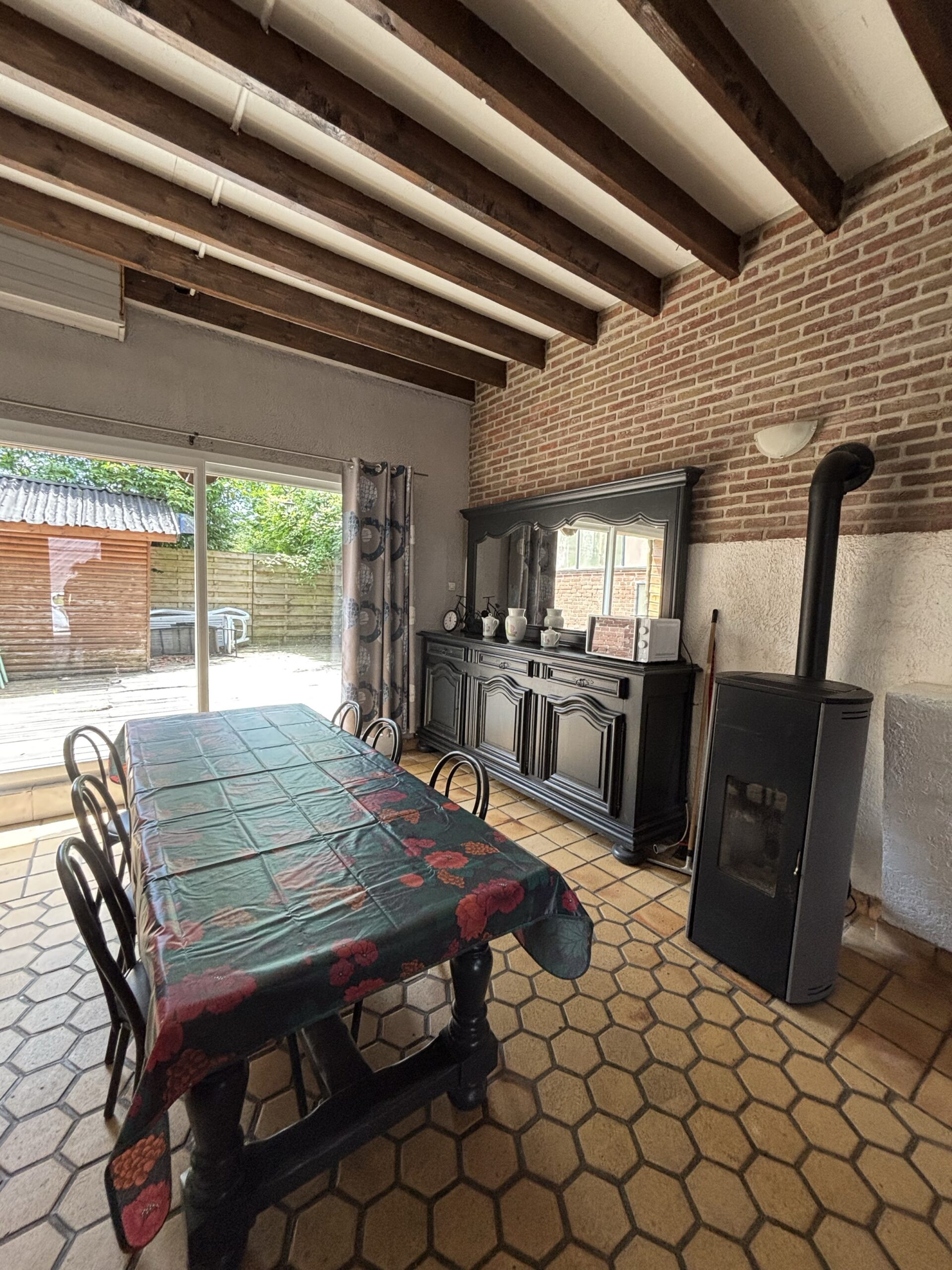 Coin repas du gîte des Ecureuils