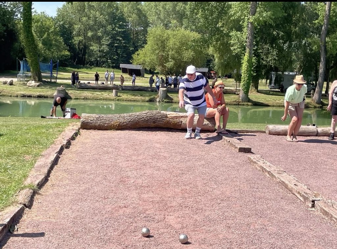 Concours de pétanque