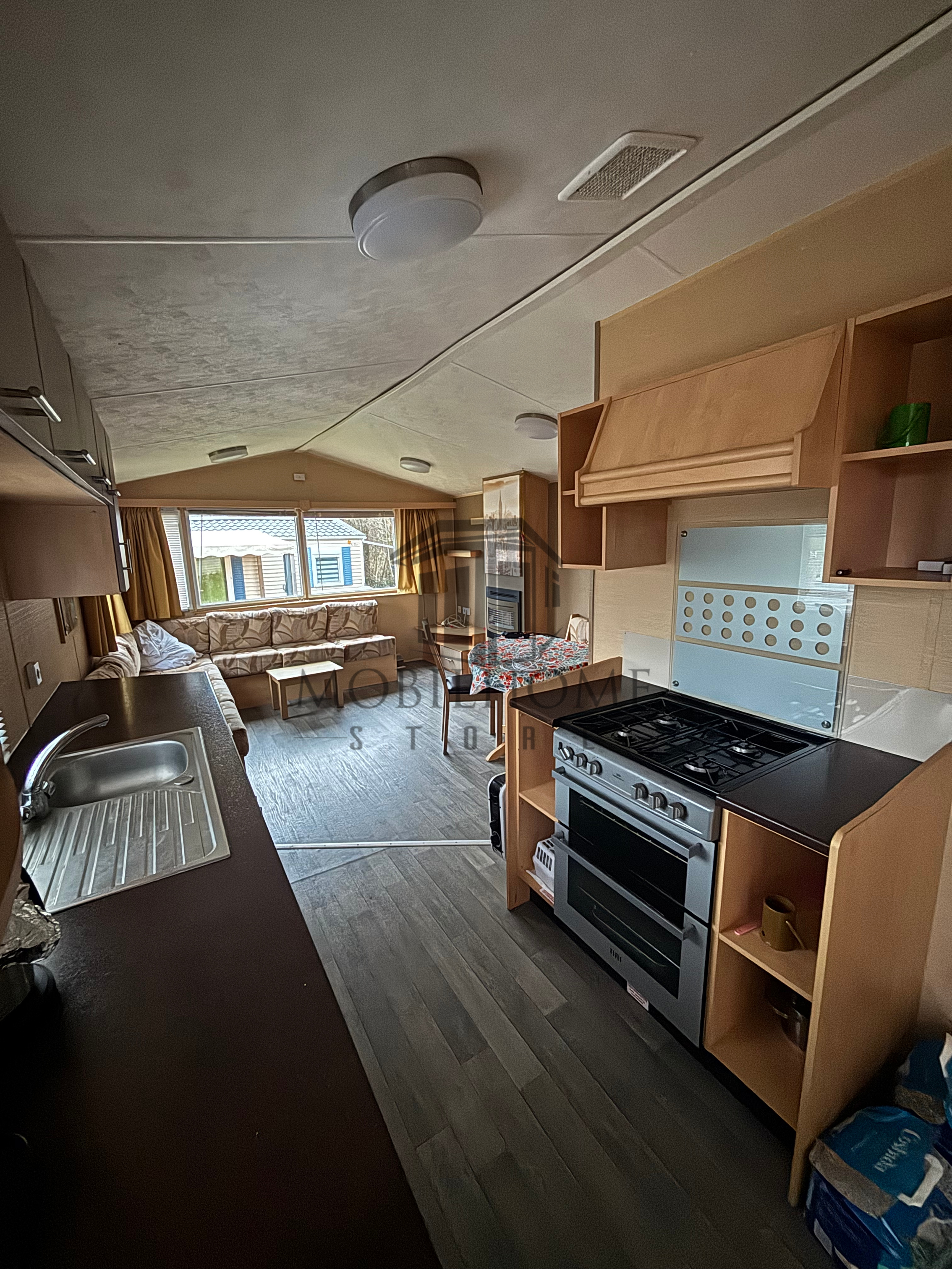 Cuisine équipée du mobil-home P167