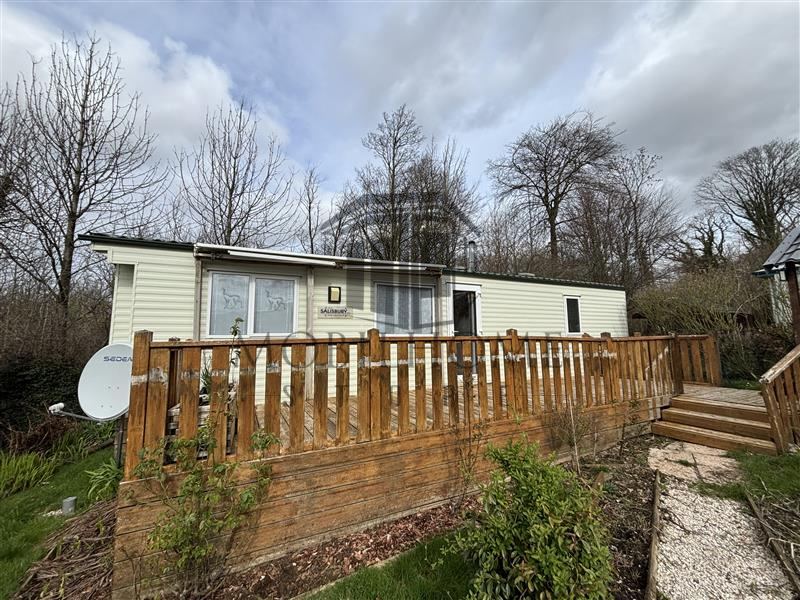 Devanture du mobil-home P163