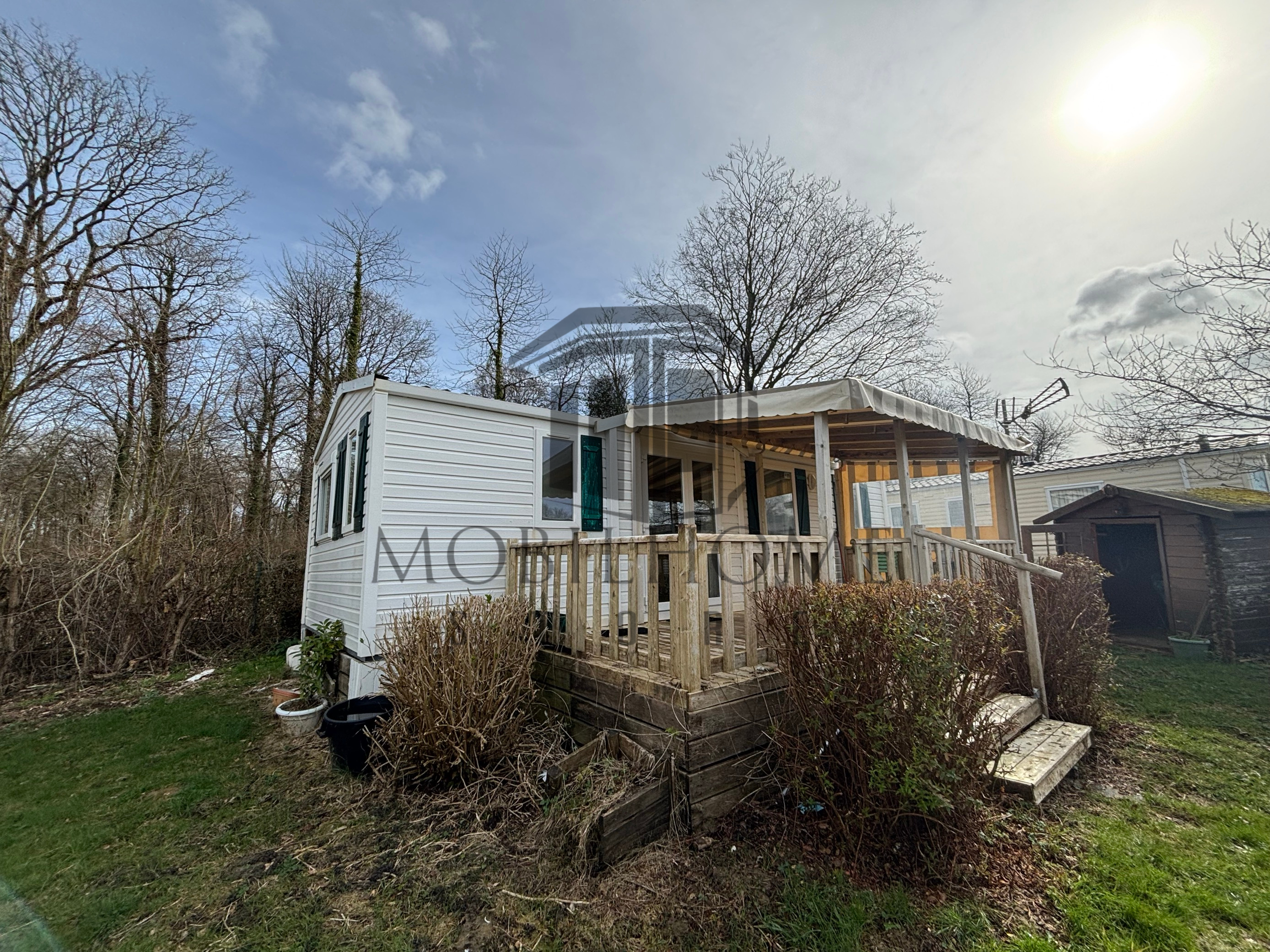 Devanture du mobil-home P89