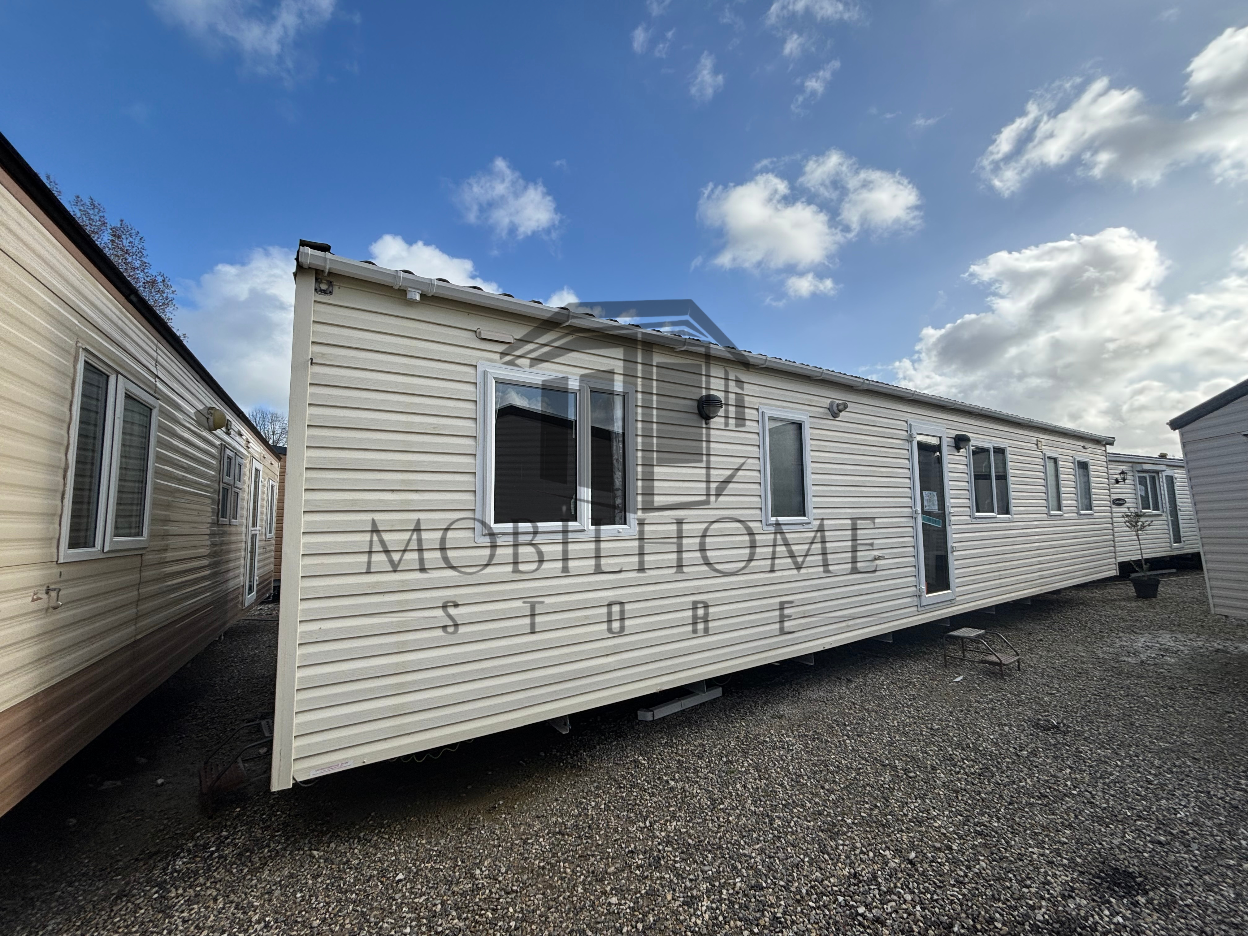 Devanture du mobil-home REGAL VILLA