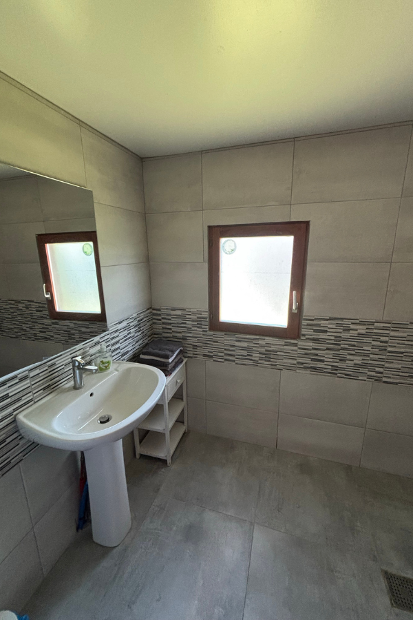 Salle d'eau du cottage CROATIE