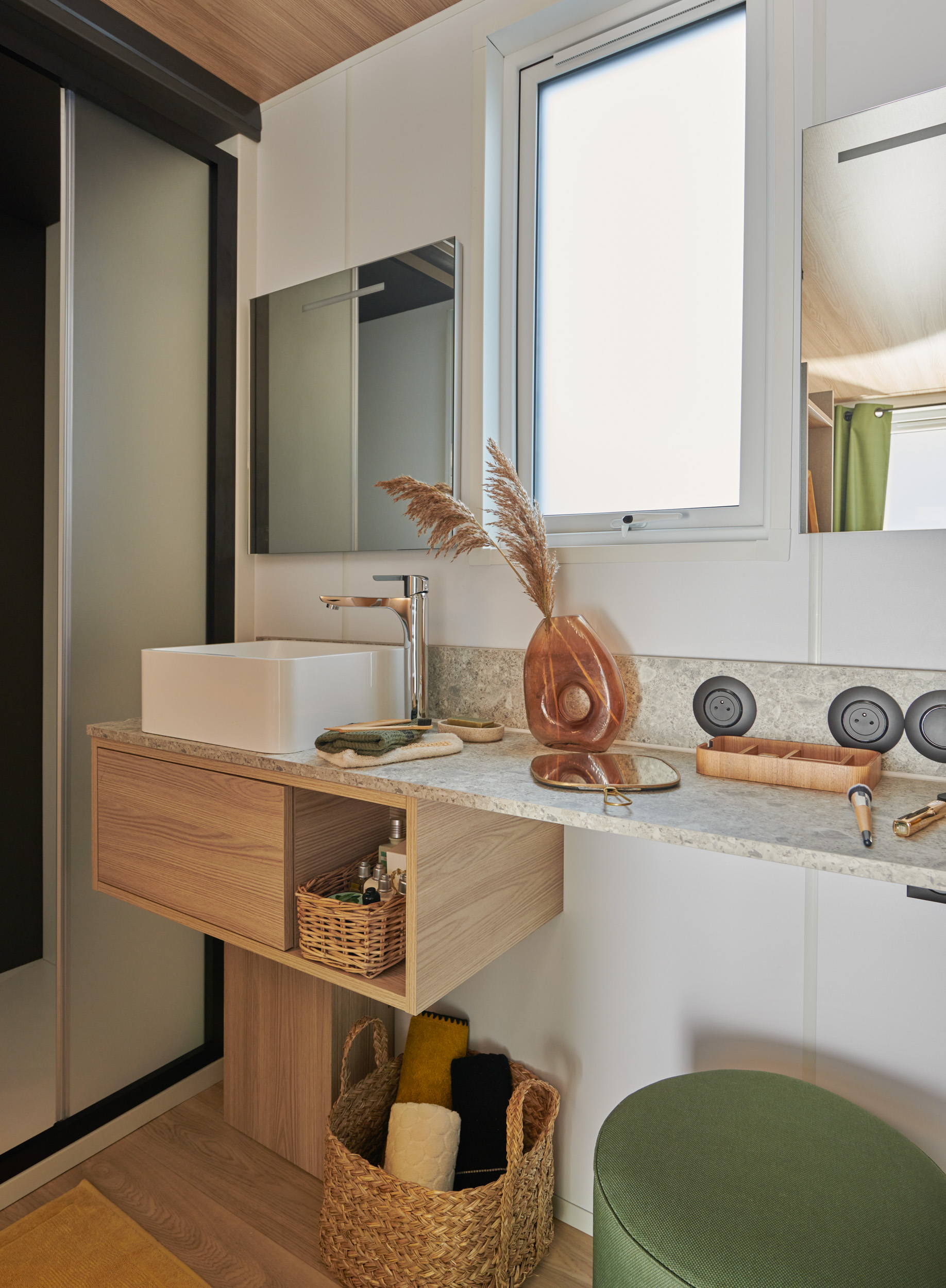 Salle d'eau du mobil-home LOUISIANE TAOS D4