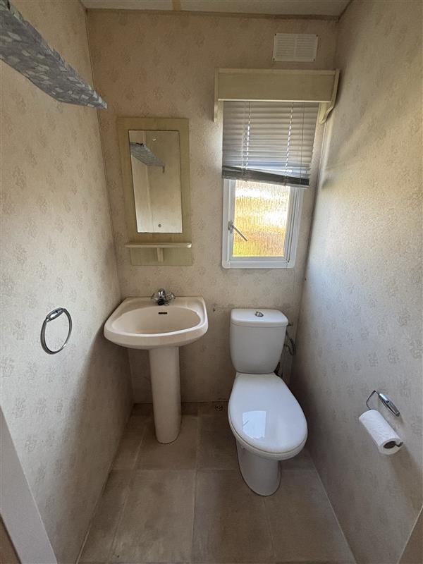 Toilette du mobil-home BERNACHE
