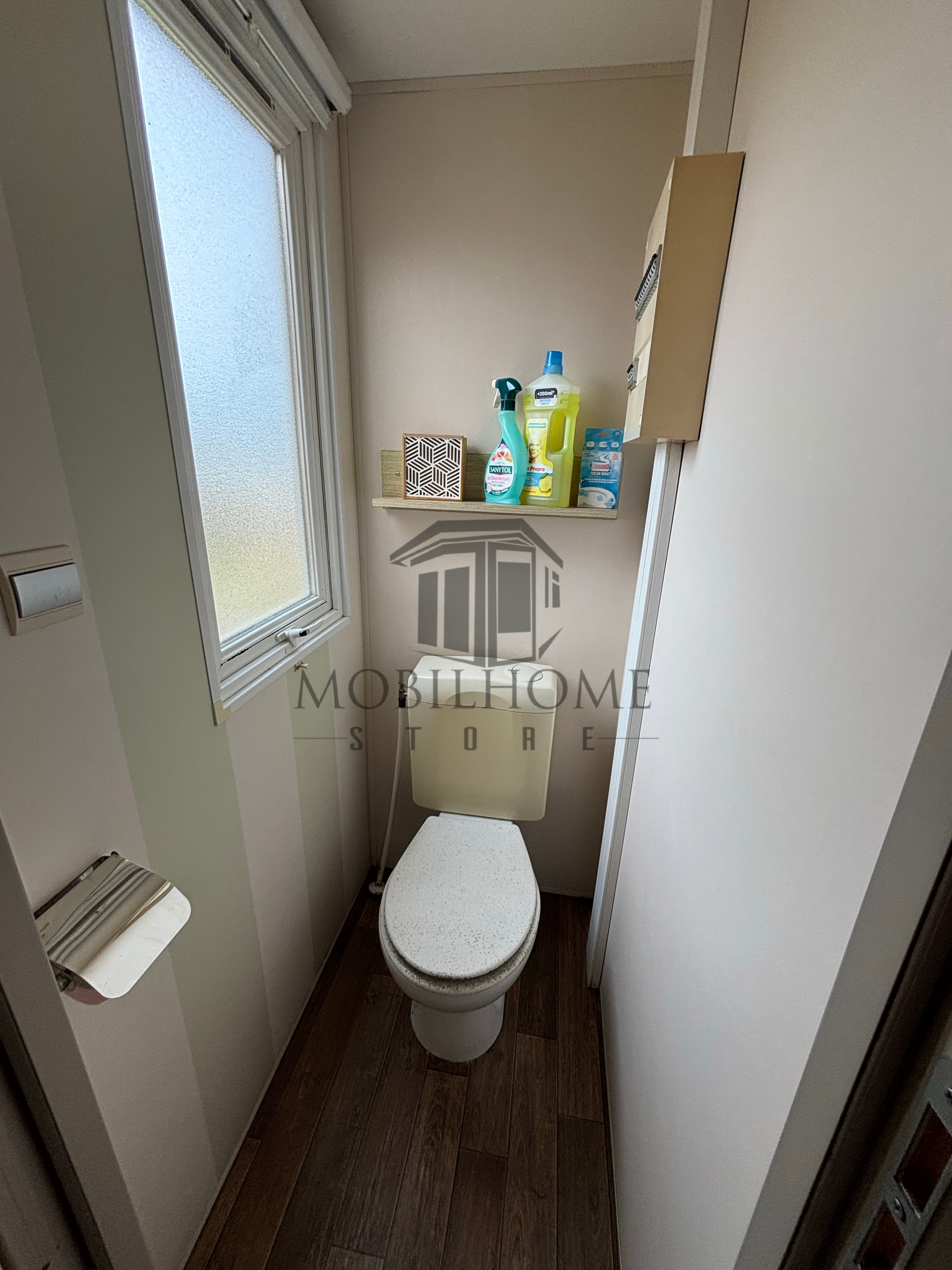 Toilette du mobil-home P89