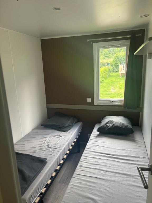 Chambre du mobil-home LA VIGIE