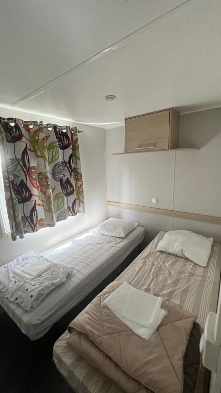 Chambre du mobil-home LE TEMP'O