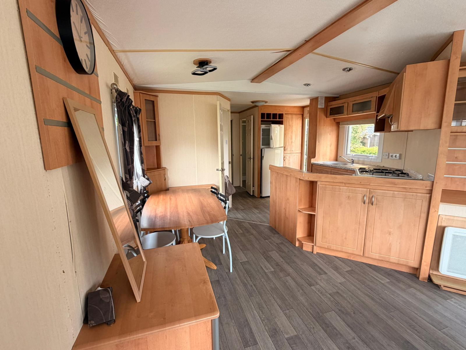 Coin repas du mobil-home parcelle 117