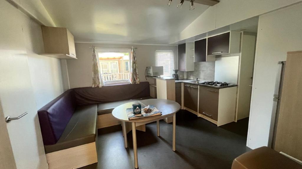 Séjour du mobil-home LE TEMP'O