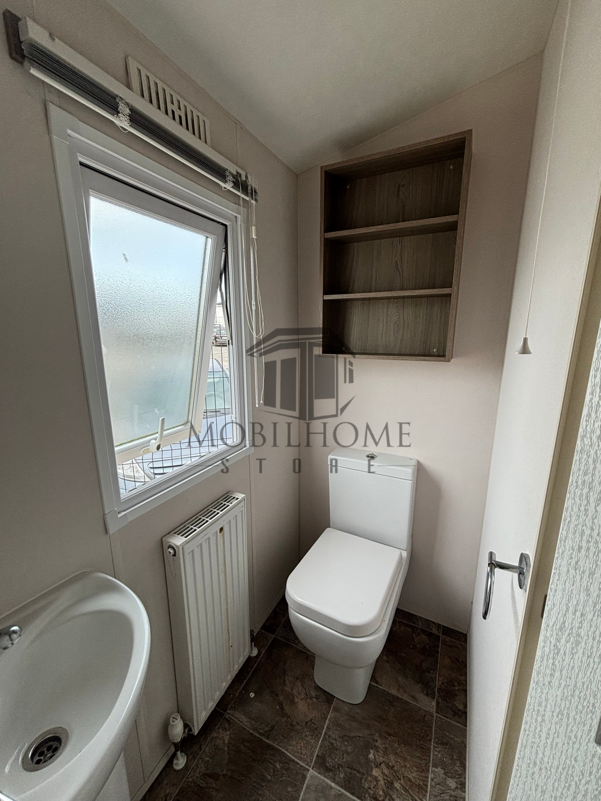 Toilette du mobil-home DELTA MONARCH