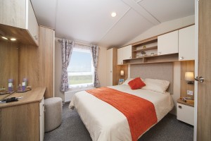 Chambre parentale du mobil-home MAPPLE