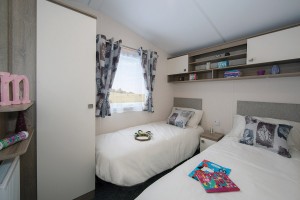 Deuxième chambre du mobil-home JUNIPER
