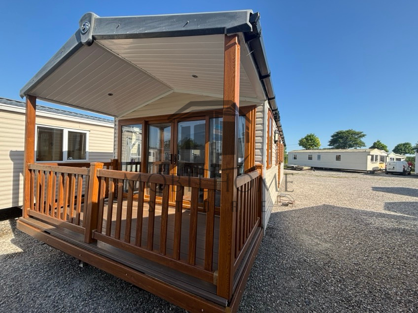 Devanture du mobil-home SWIFT WOODLAND ESCAPE