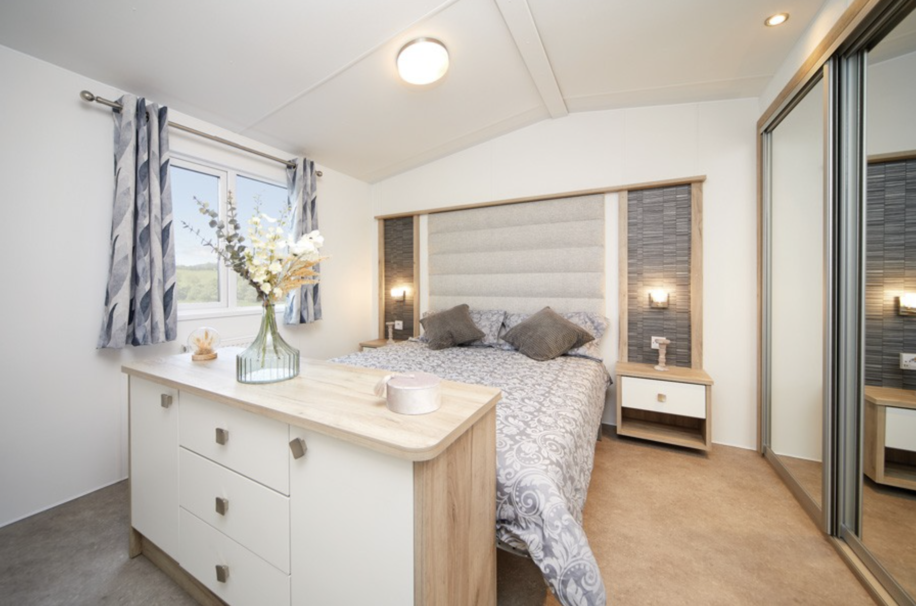 Chambre parentale du mobil-home EUROPA SCALA