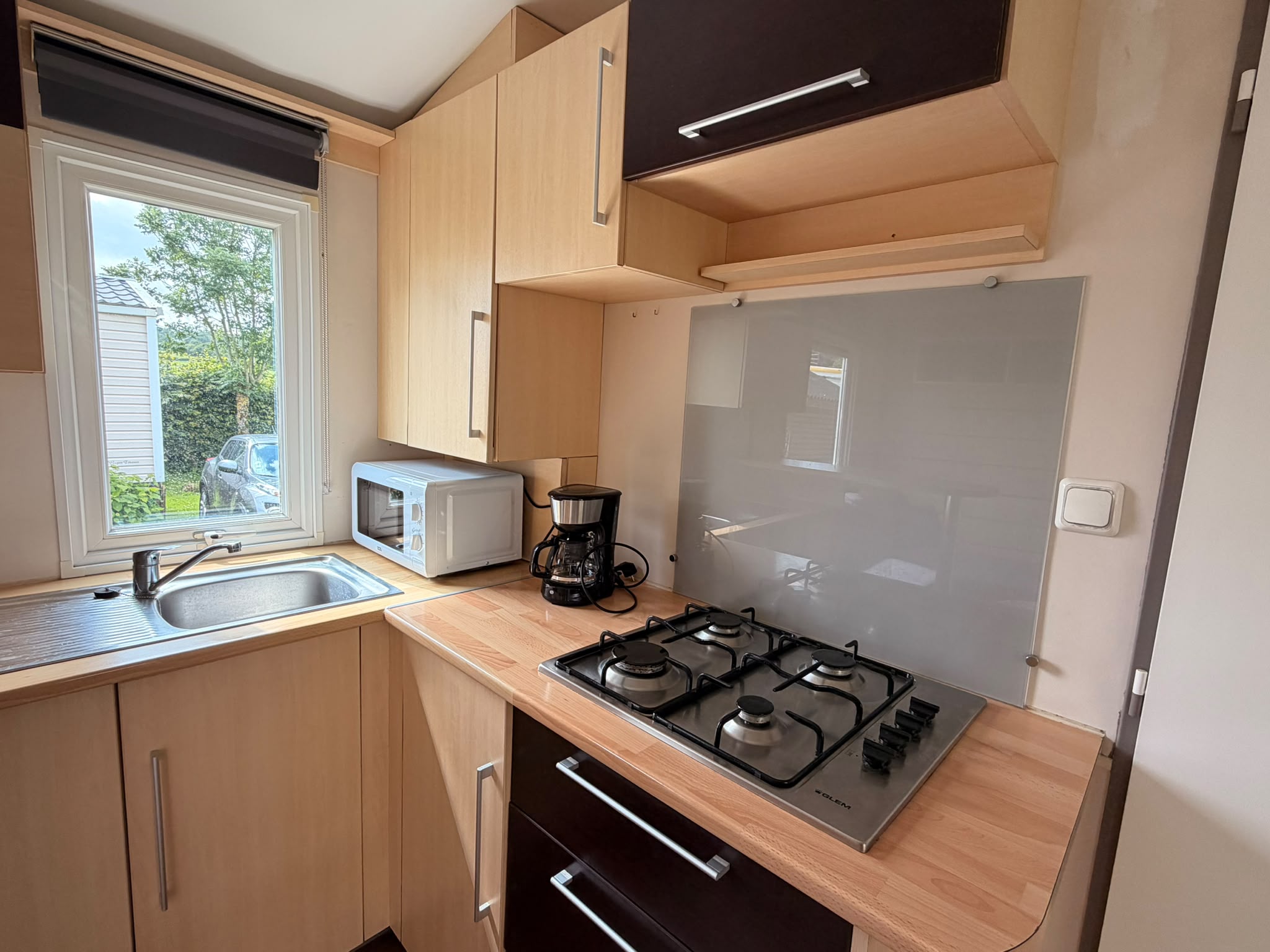 Cuisine du mobil-home P146 du camping La Tentation