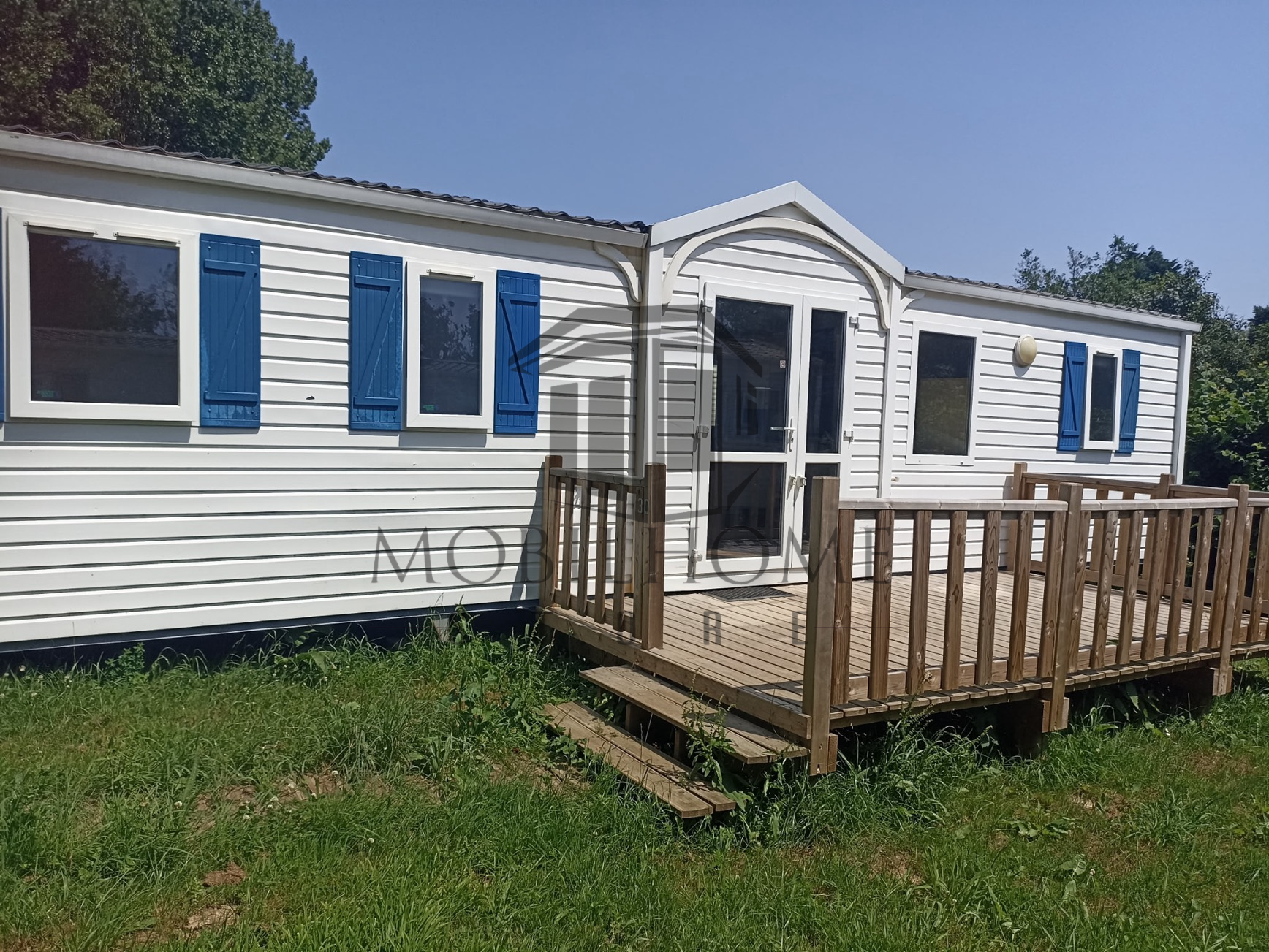 Devanture du mobil-home IRM APPOLON