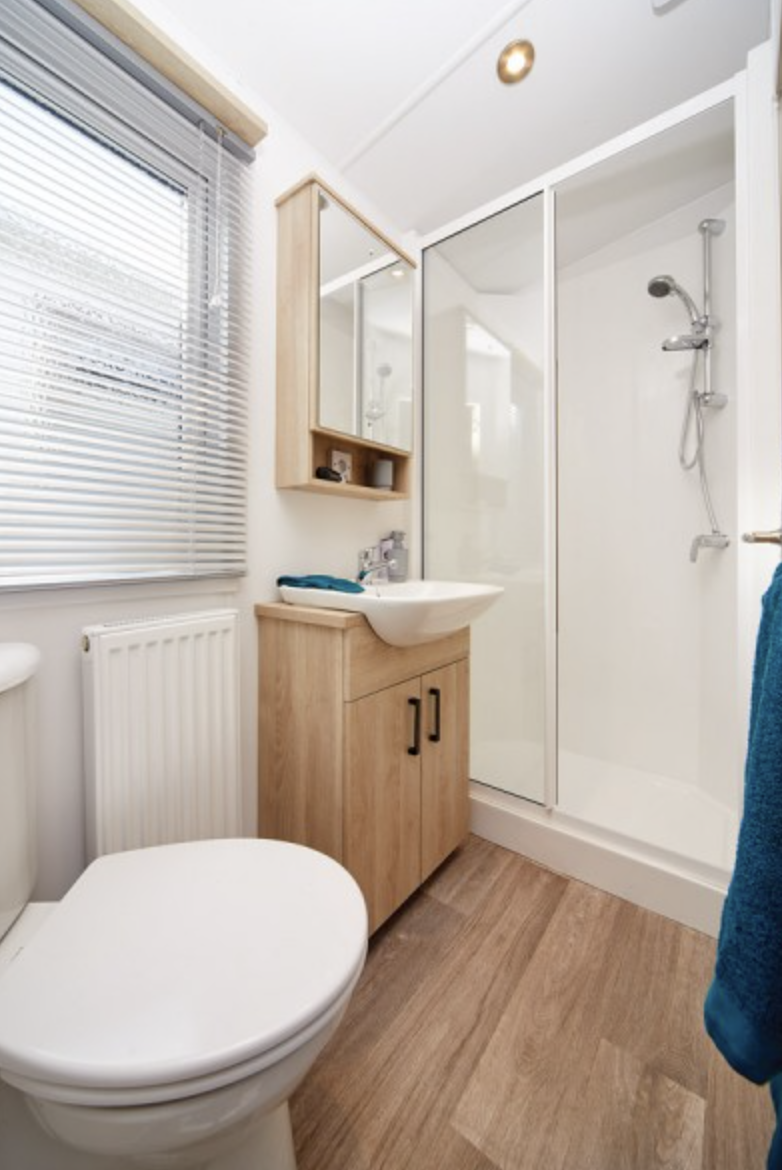 Salle d'eau du mobil-home EUROPA BELLEVUE