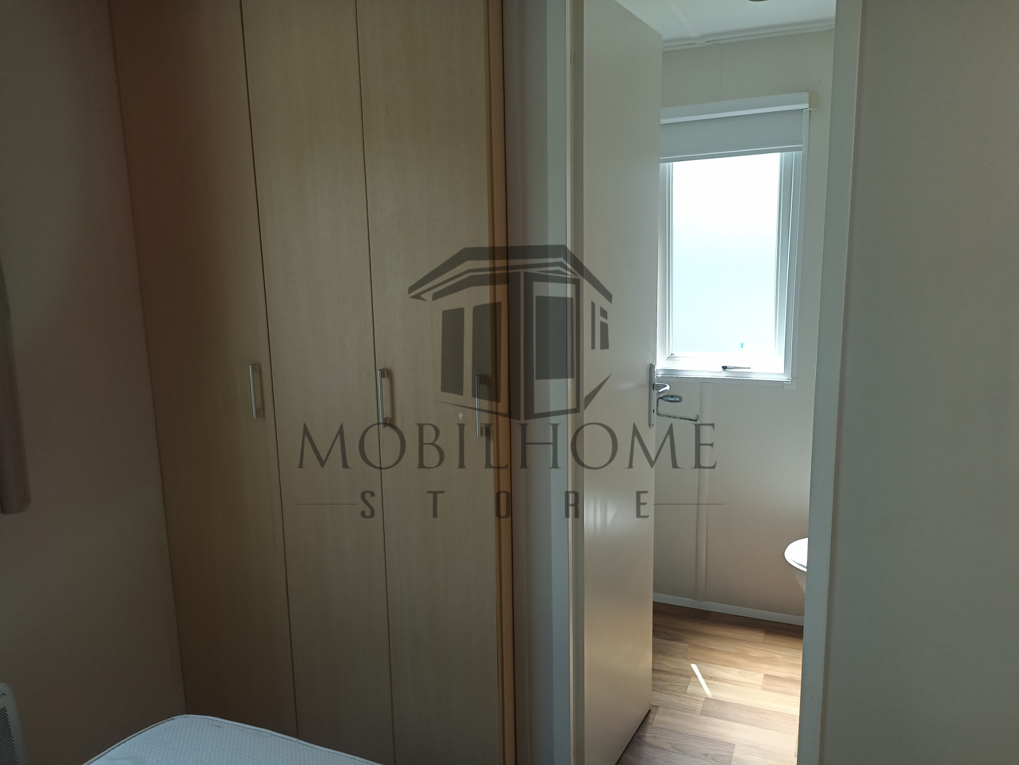 Vue de la chambre parentale du mobil-home IRM APPOLON