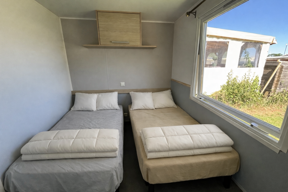 Deuxième chambre du mobil-home Alouette