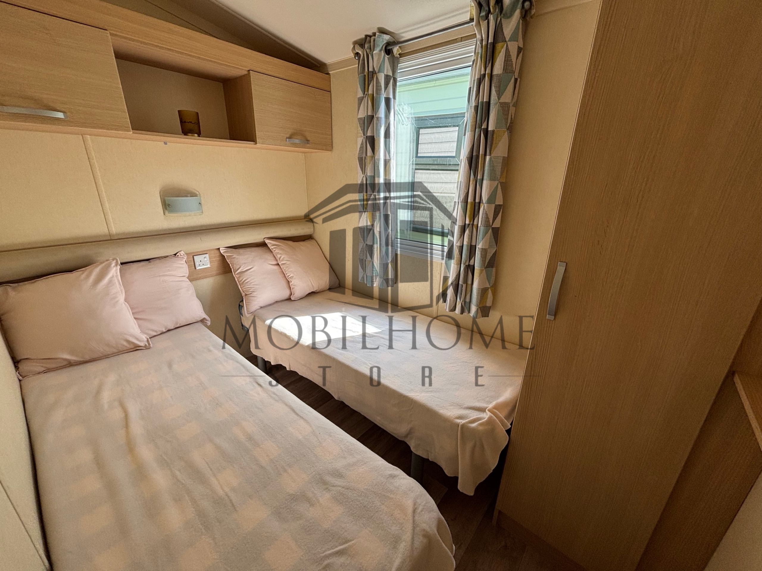 Deuxième chambre du mobil-home SWIFT BURGUNDY