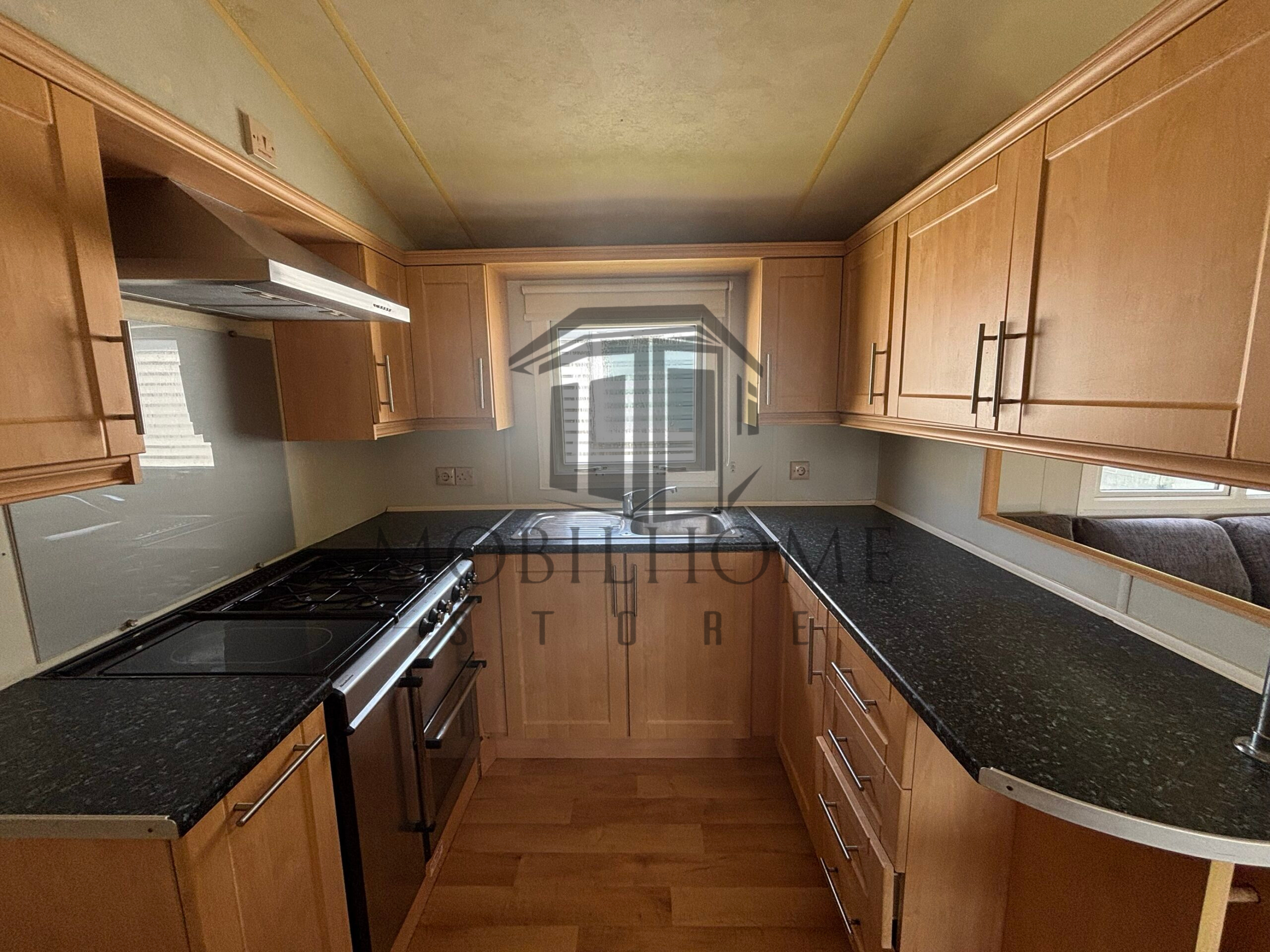 Cuisine du mobil-home P24 au camping La Sensation