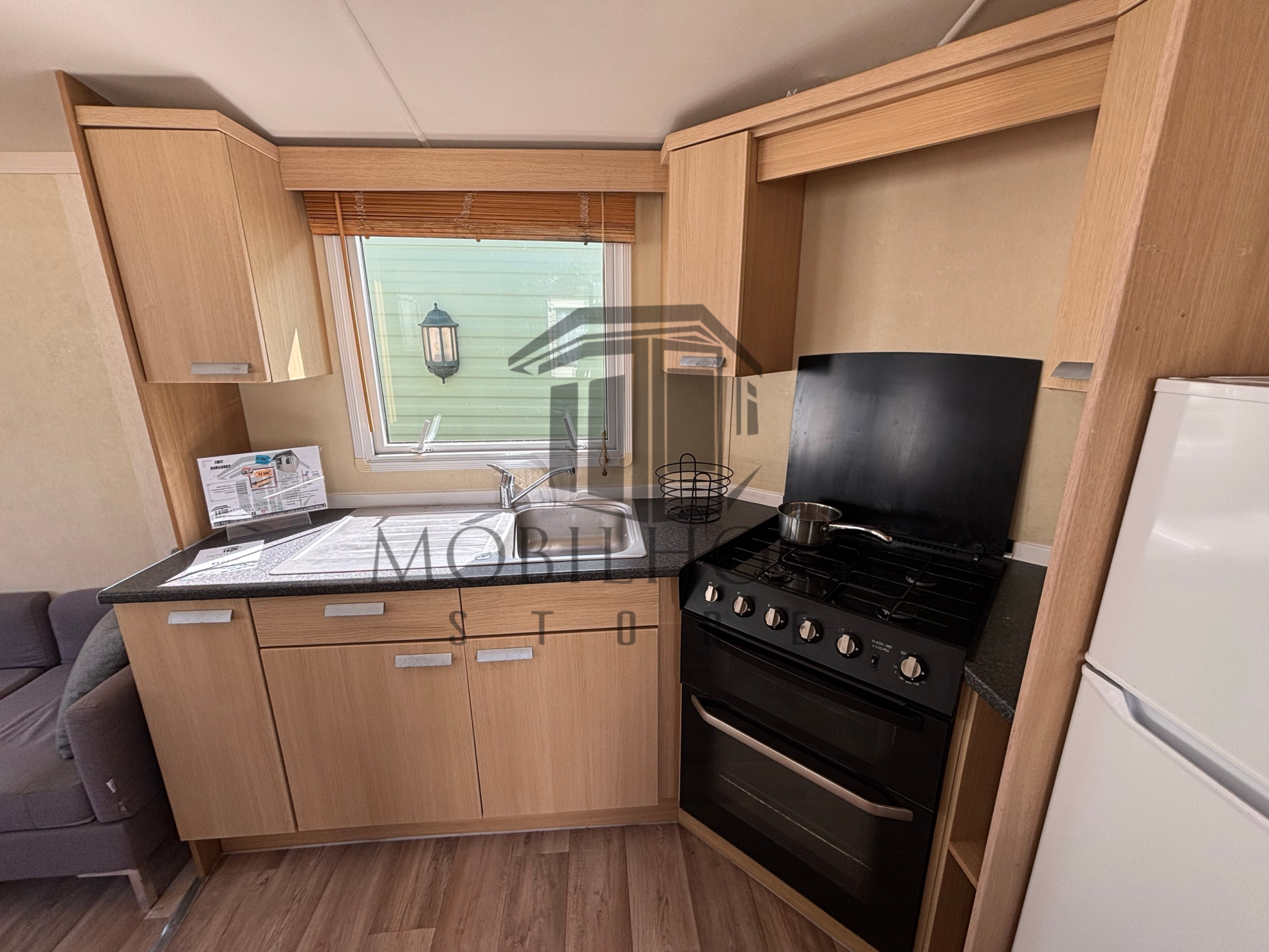 Cuisine du mobil-home SWIFT BURGUNDY