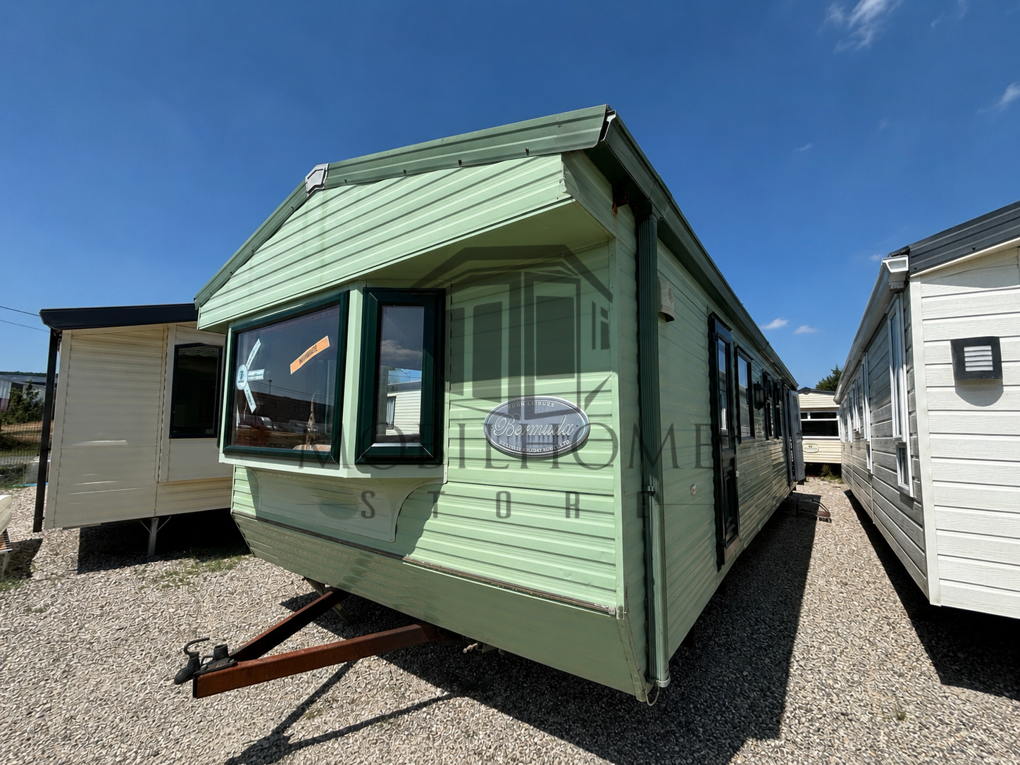 Devanture du mobil-home WILLERBY BERMUDA