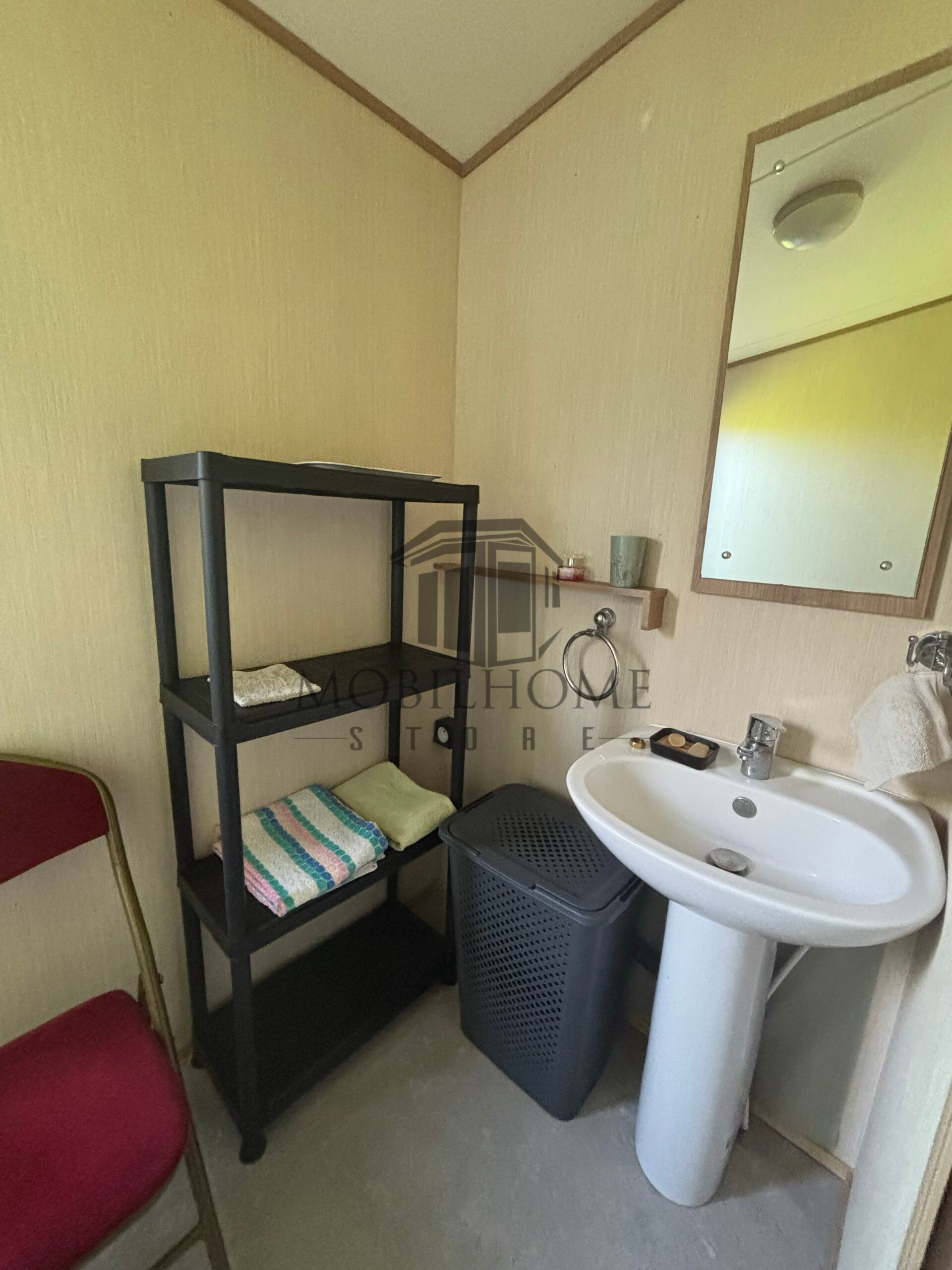 Salle d'eau du mobil-home P6