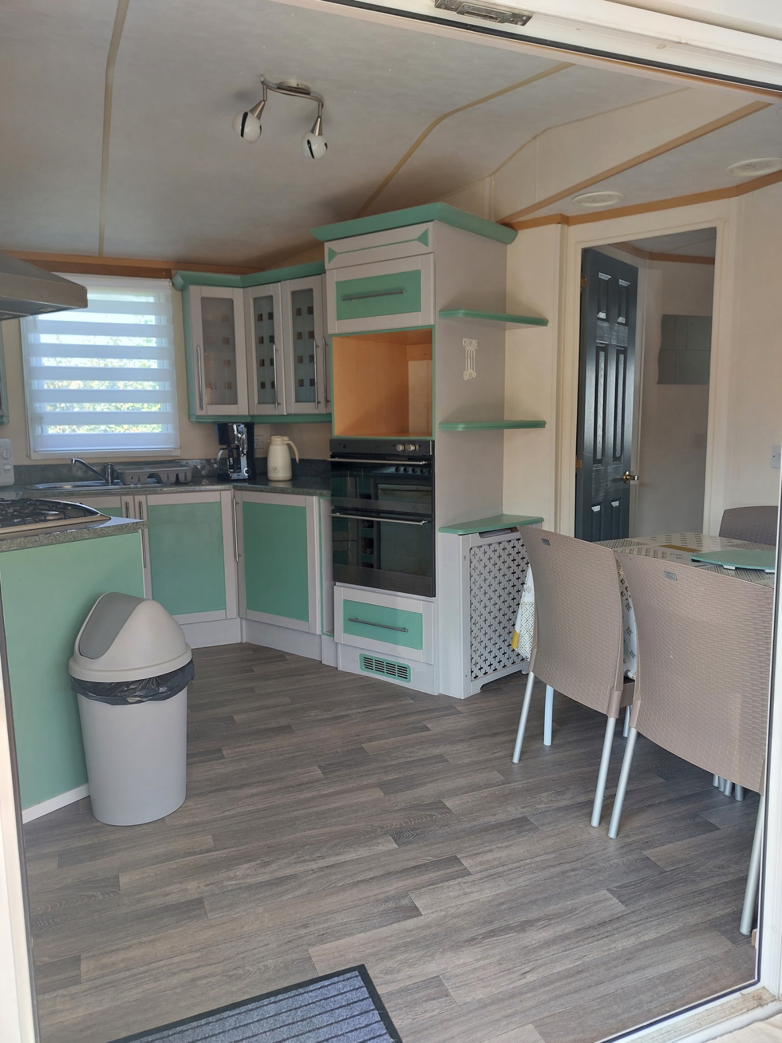 Séjour du mobil-home Fraise