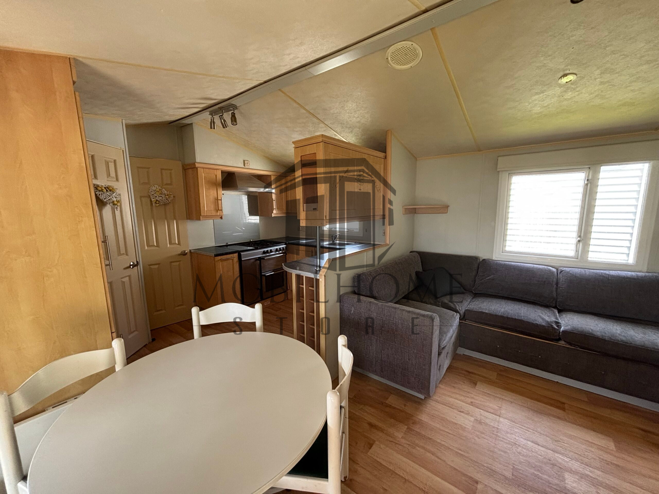 Séjour du mobil-home P24 au camping La Sensation