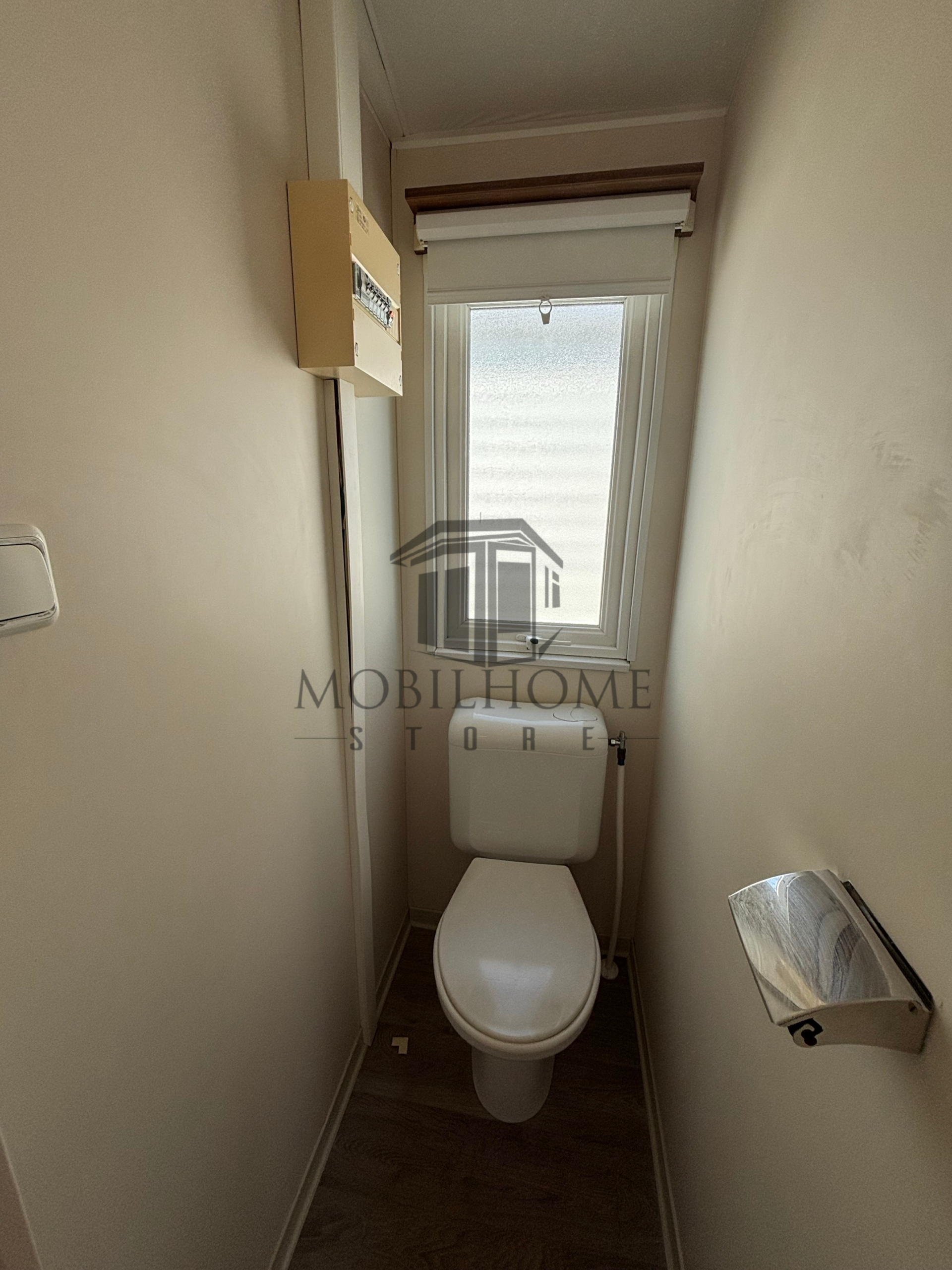 Toilette du mobil-home IRM SUPER TITANIA 3 CH