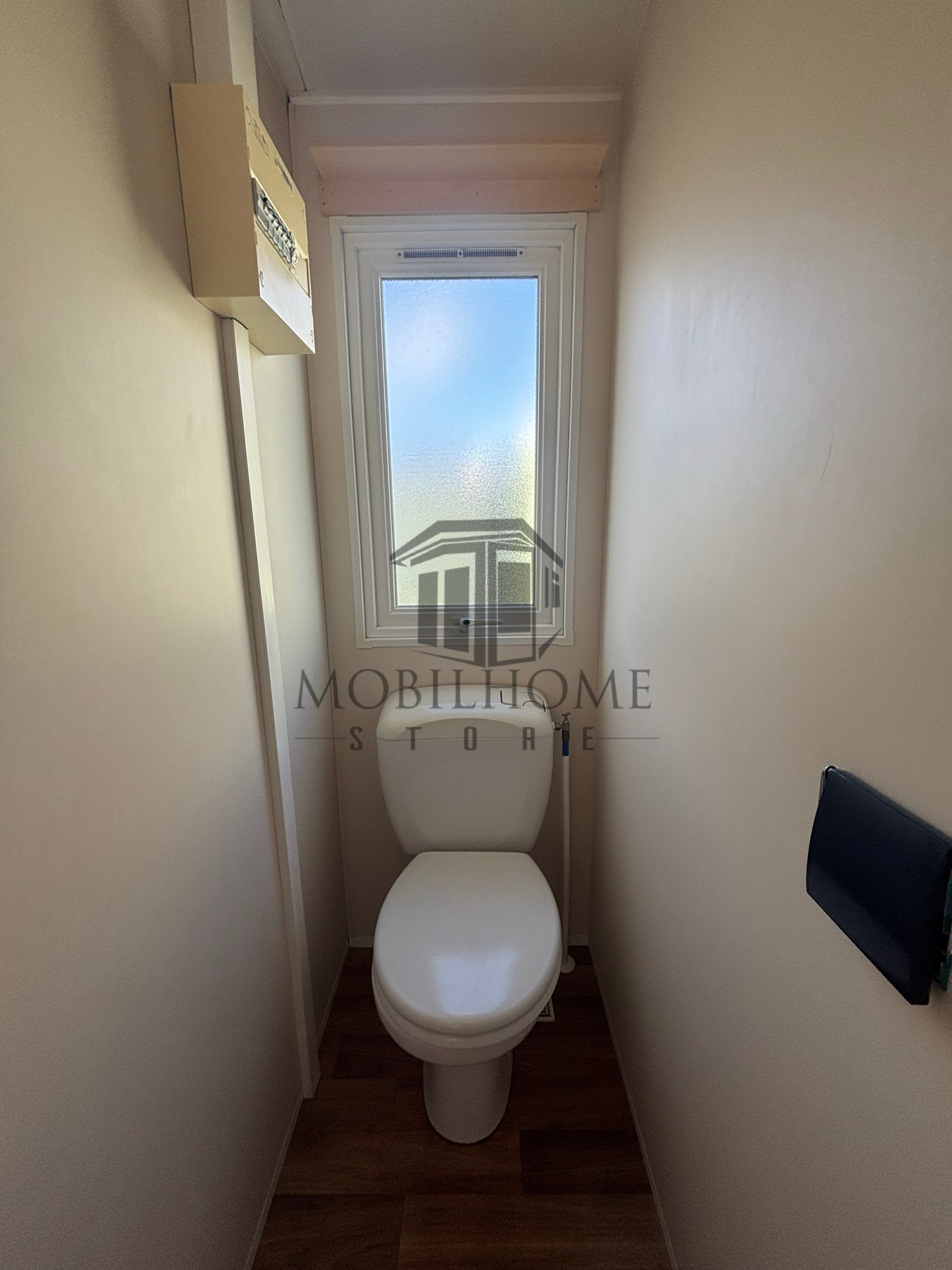 Toilette du mobil-home IRM SUPER TITANIA 3 CH