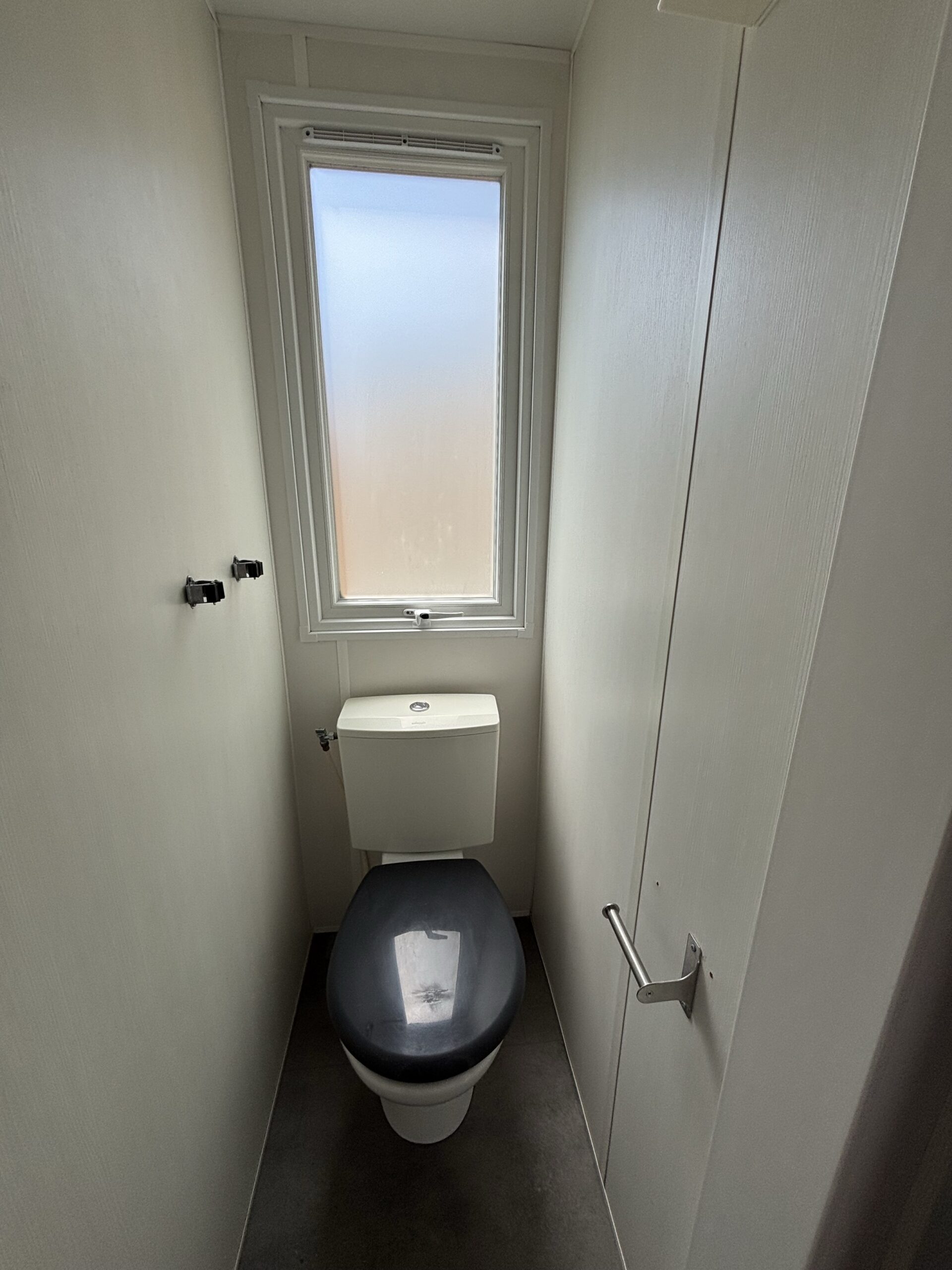 Toilette du mobil-home Le Temp'o