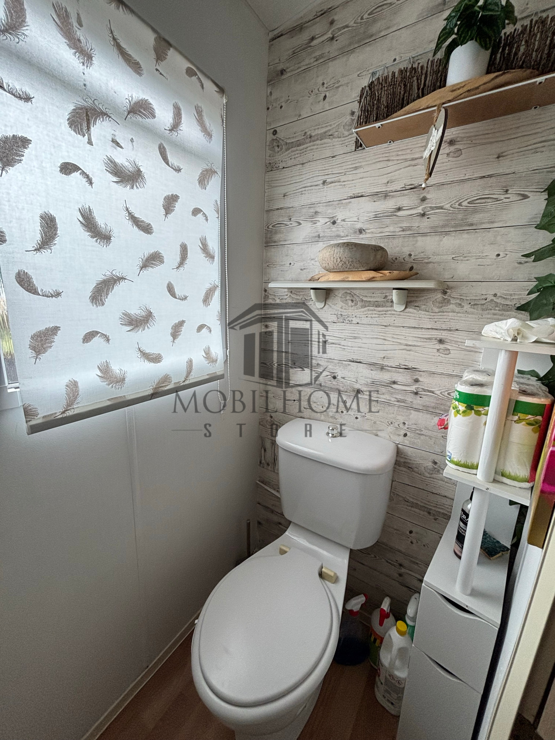 Toilette du mobil-home P45 au camping de La Sensation