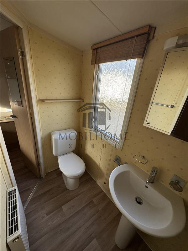 Toilette du mobil-home SWIFT BURGUNDY