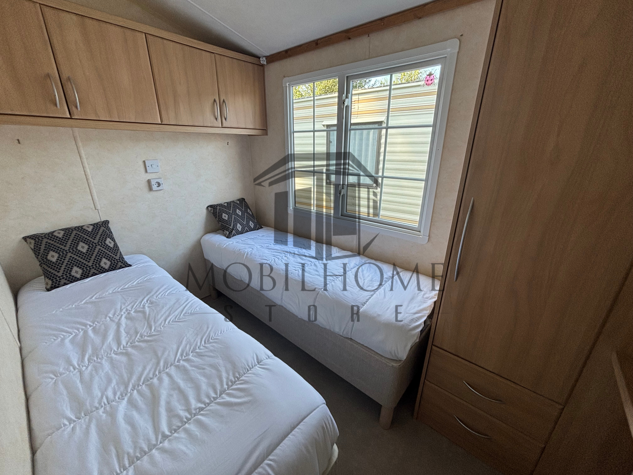 Deuxième chambre du mobil-home BK SHERATON