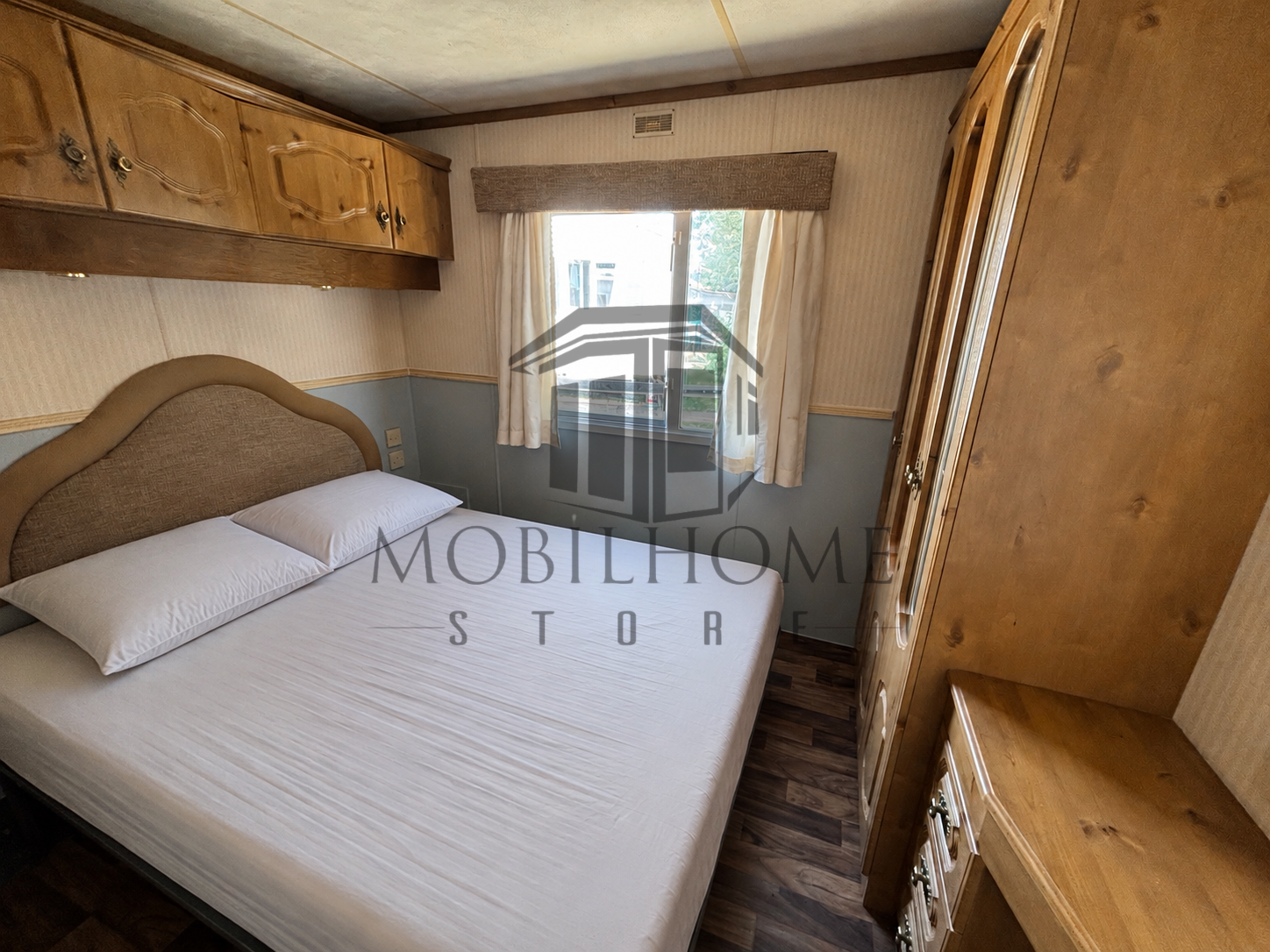 Chambre parentale du mobil-home WILLERBY BERMUDA