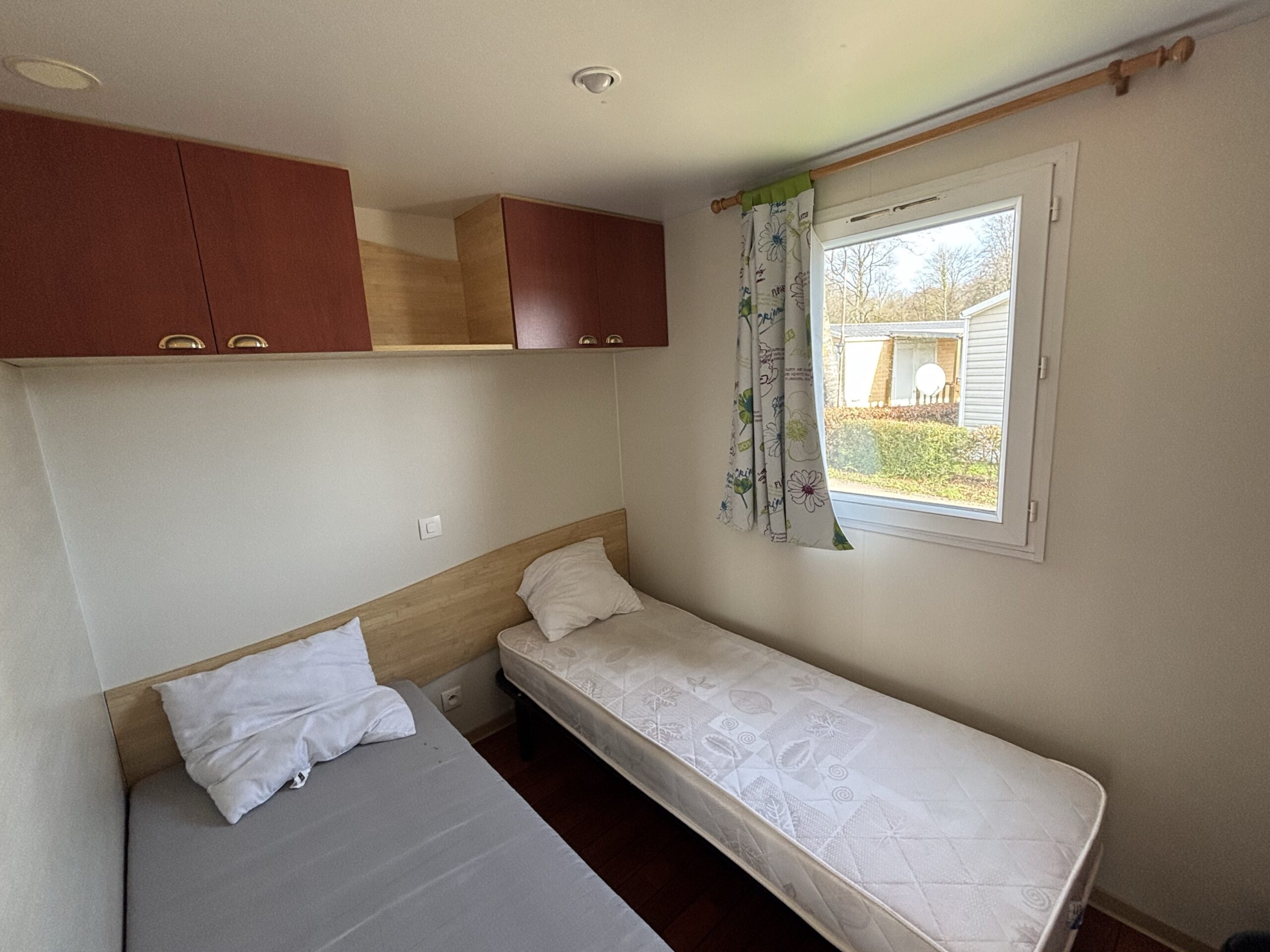 Deuxième chambre du mobil-home BASILIC