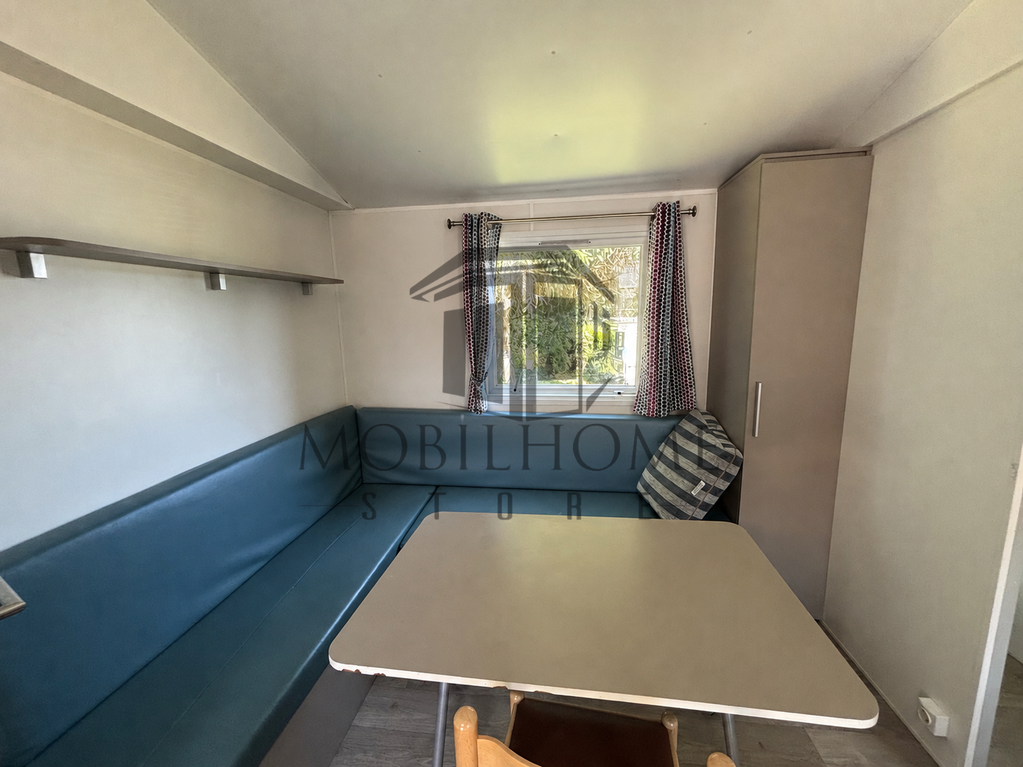 Coin repas du mobil-home TRIGANO EVO 31