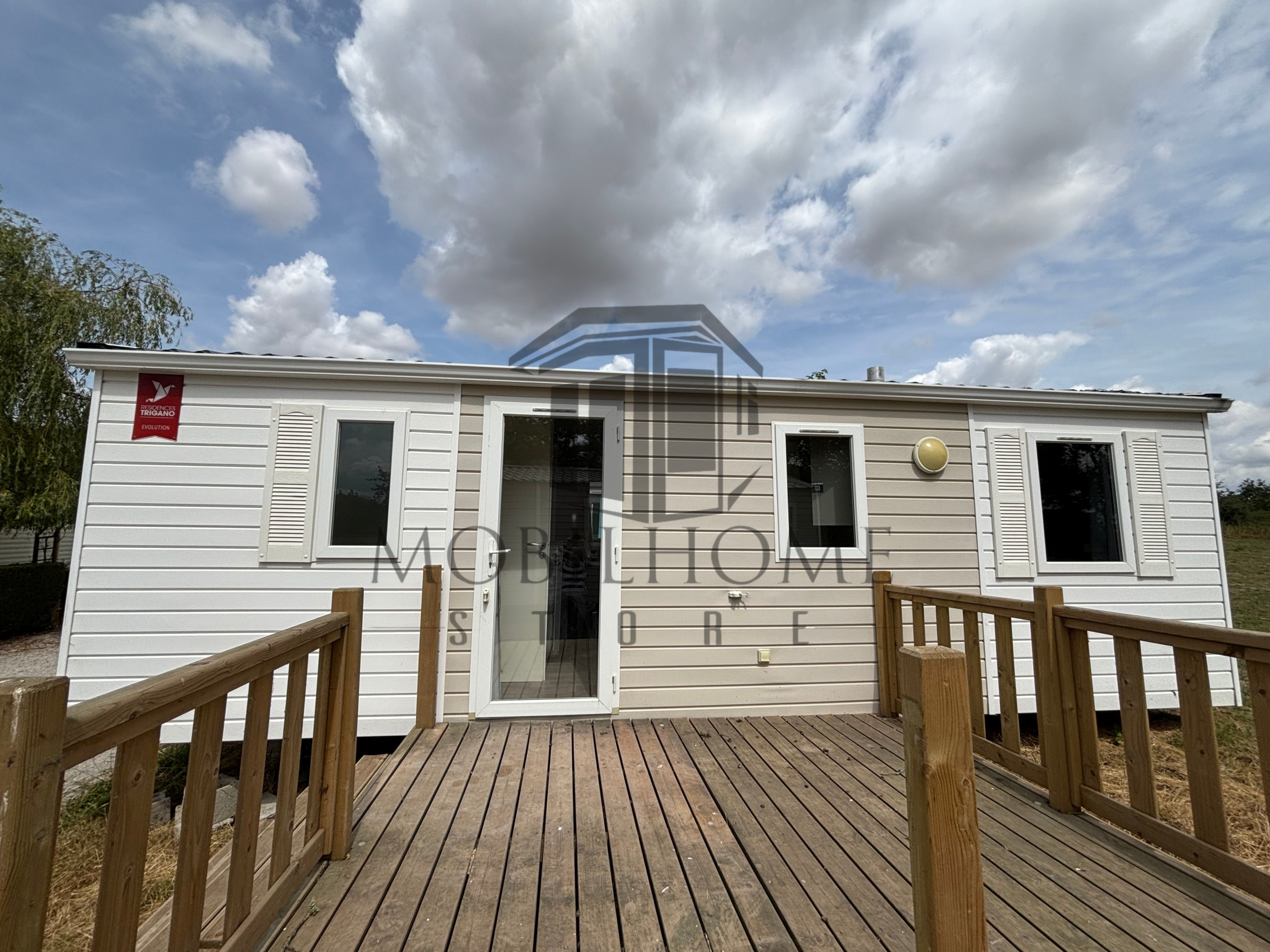 Devanture du mobil-home TRIGANO EVO 33