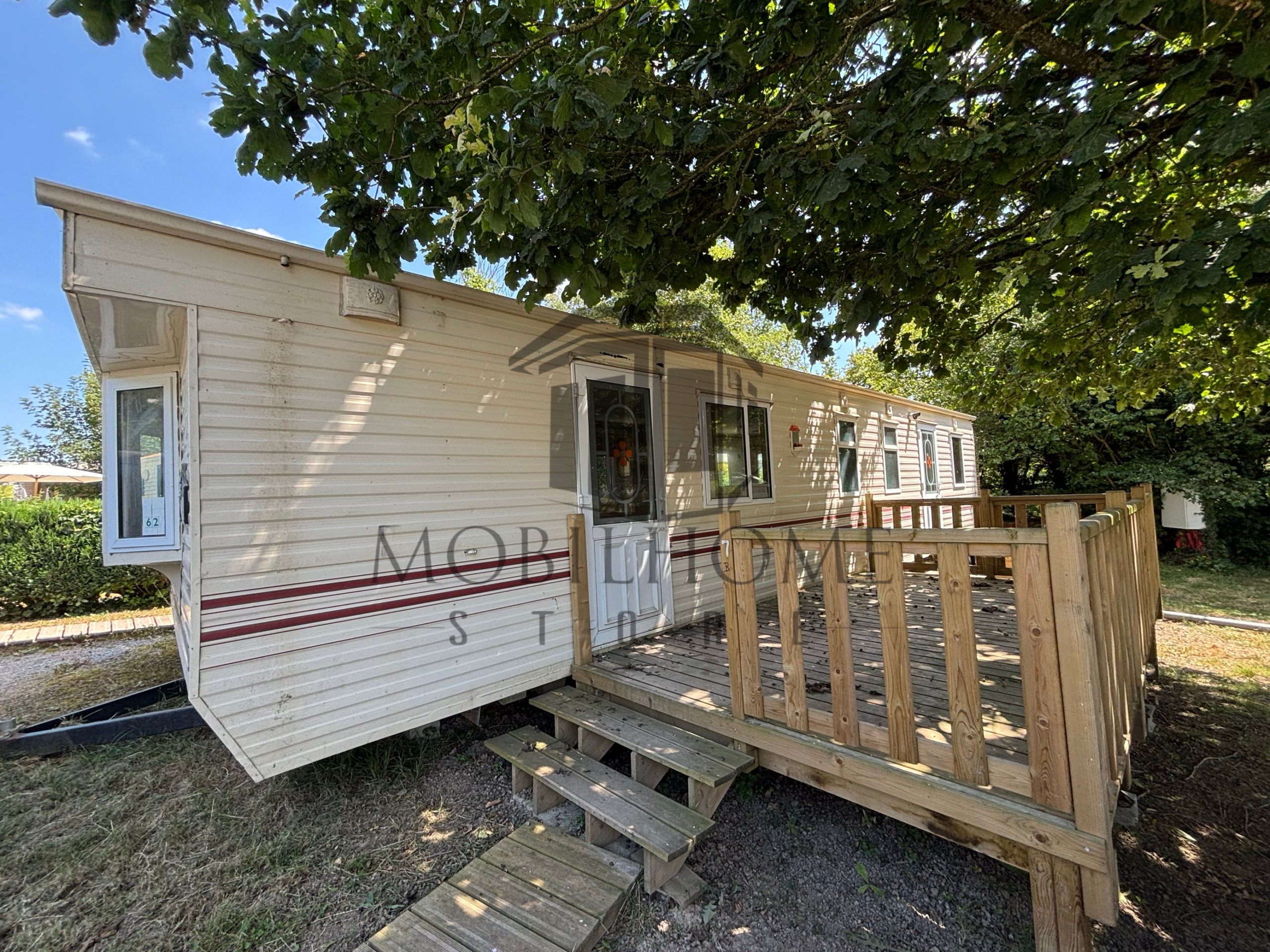Devanture du mobil-home WILLERBY BERMUDA
