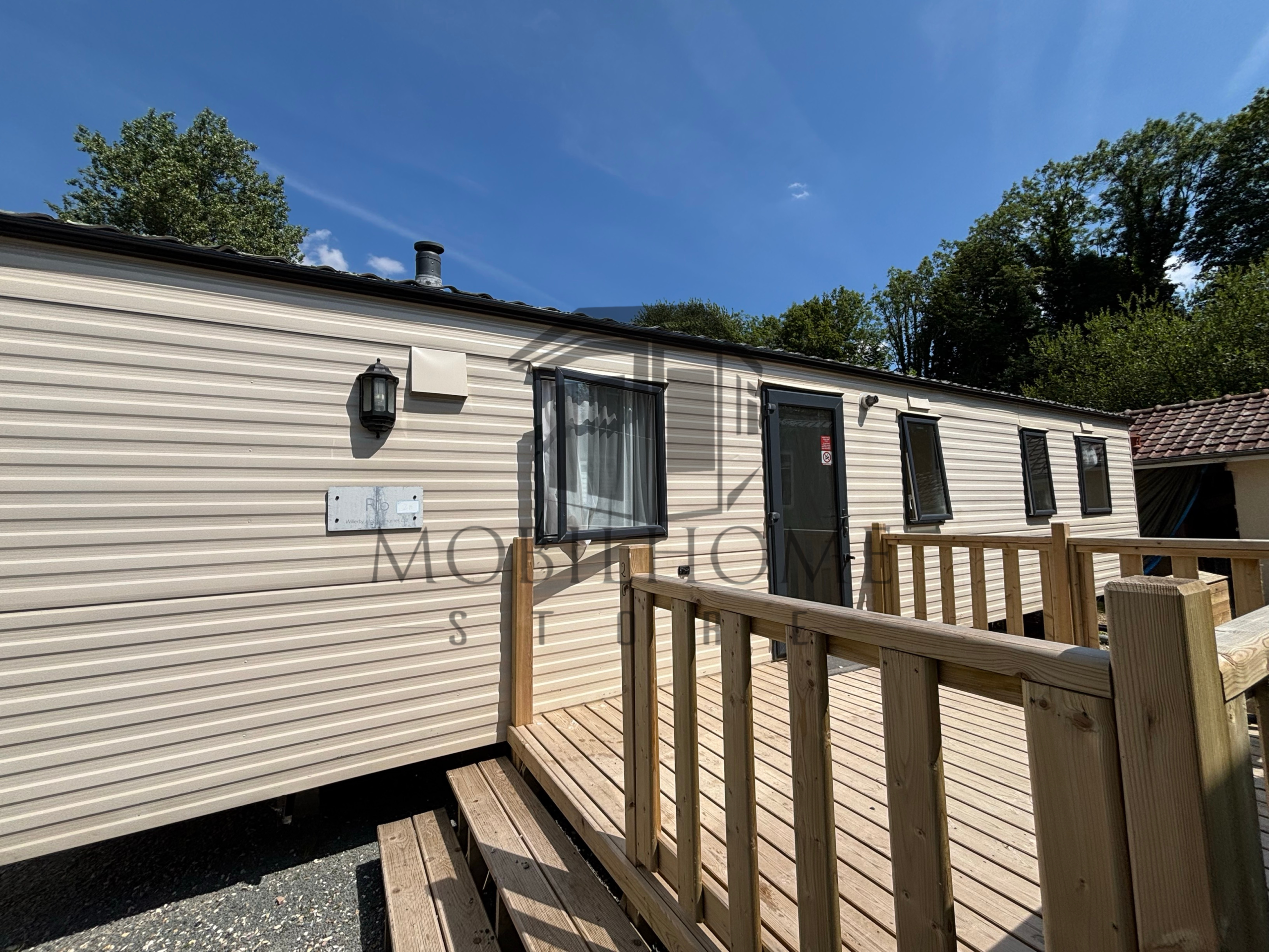 Devanture du mobil-home WILLERBY RIO