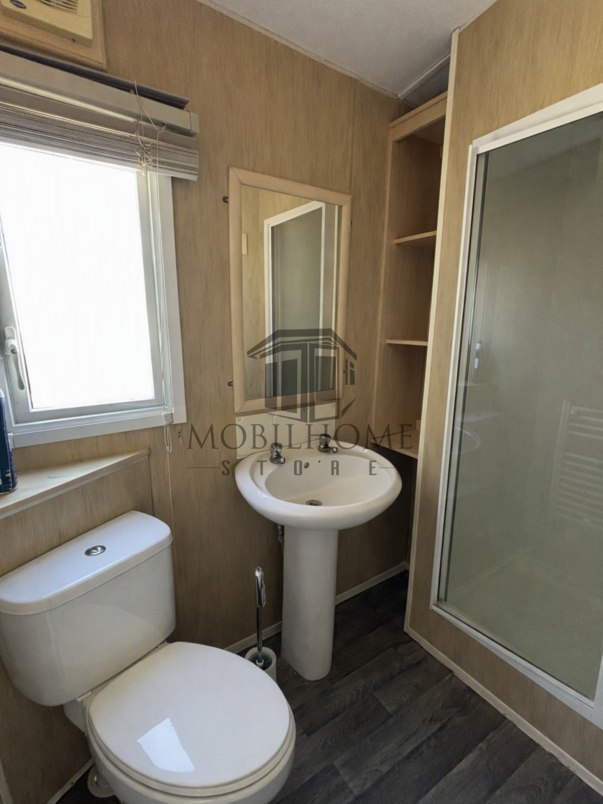 Salle d'eau du mobil-home COSALT TORBAY