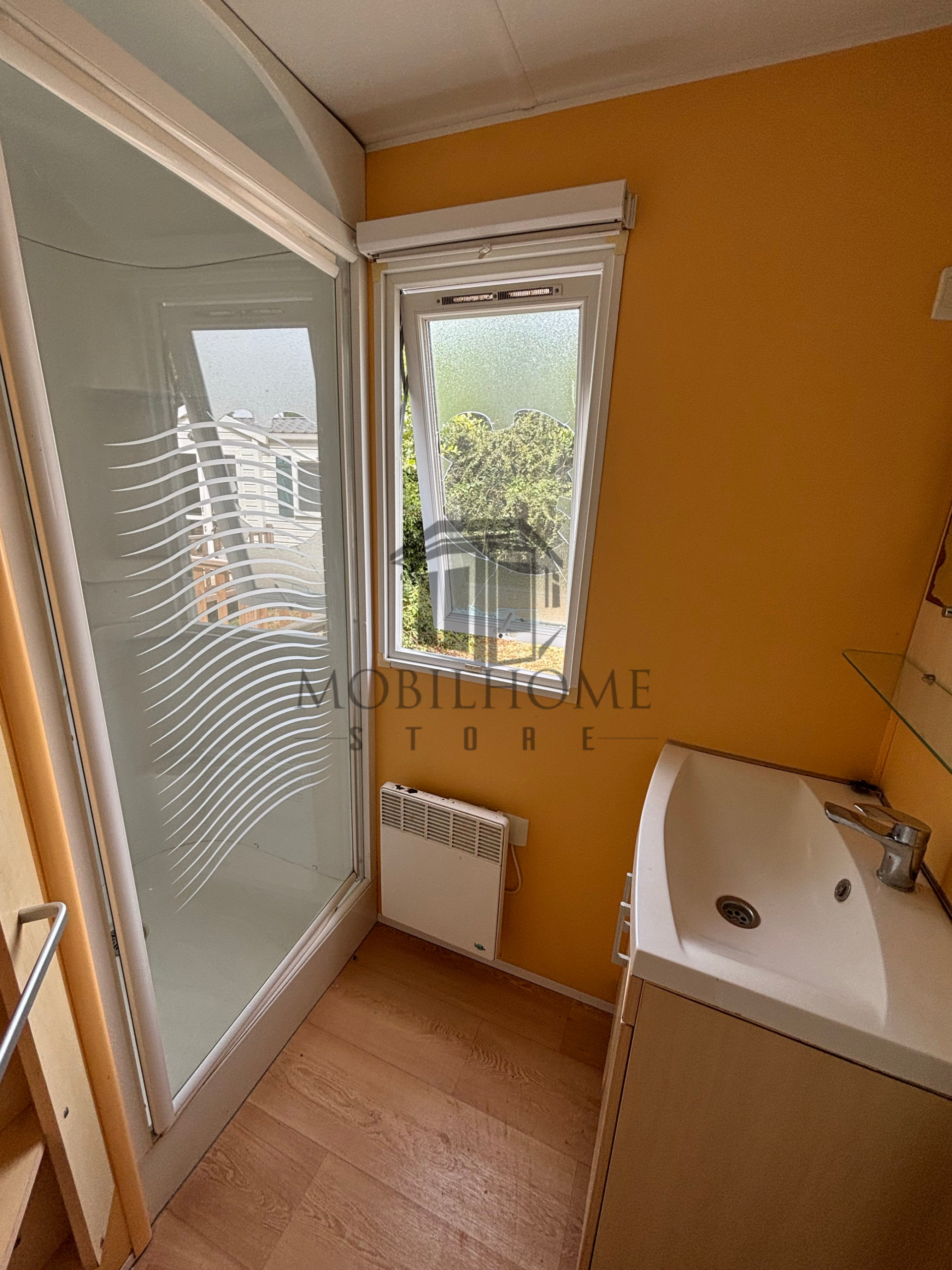 Salle d'eau du mobil-home IRM OCTALIA